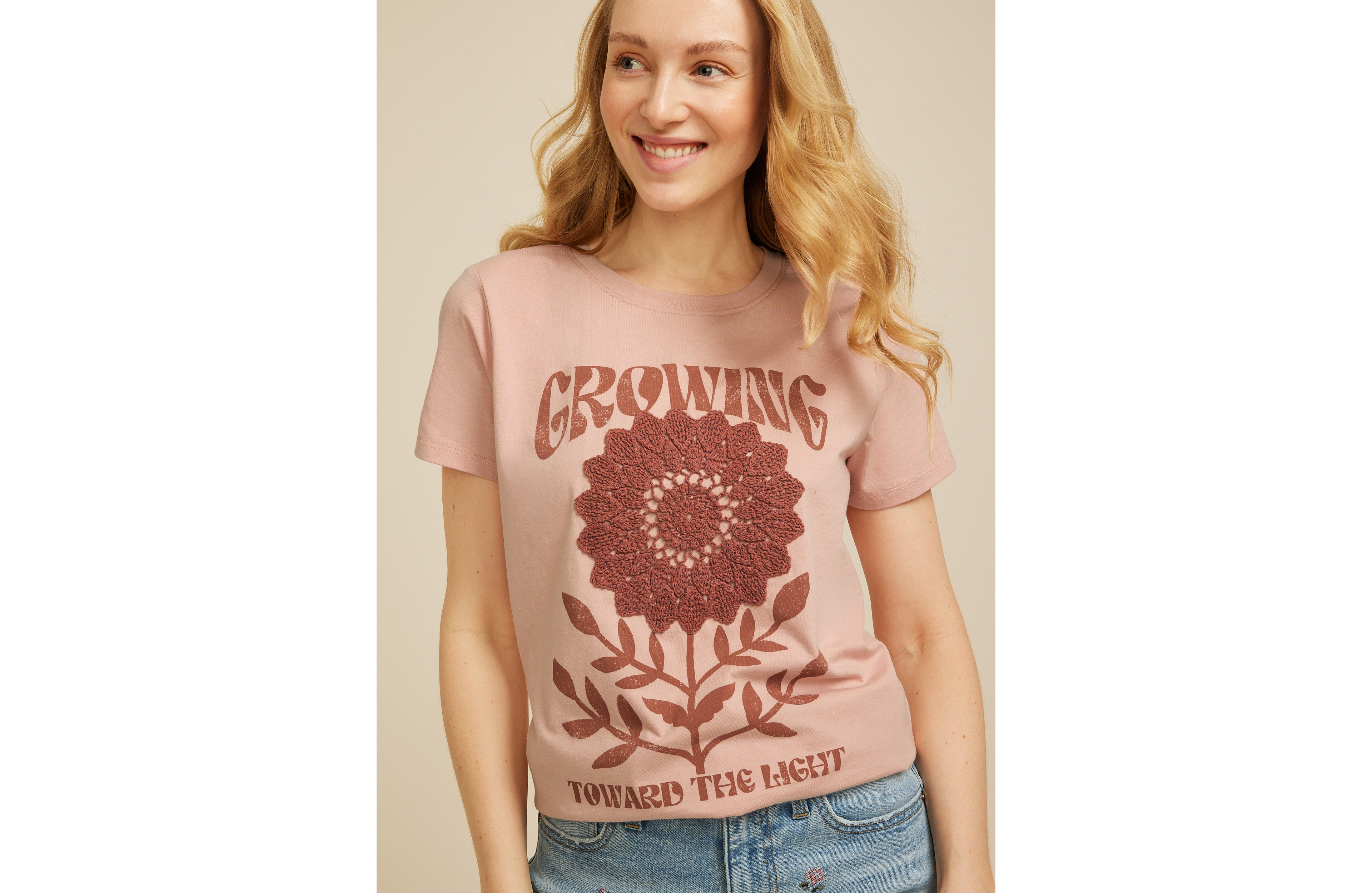 Crochet Floral Classic Fit Graphic Tee