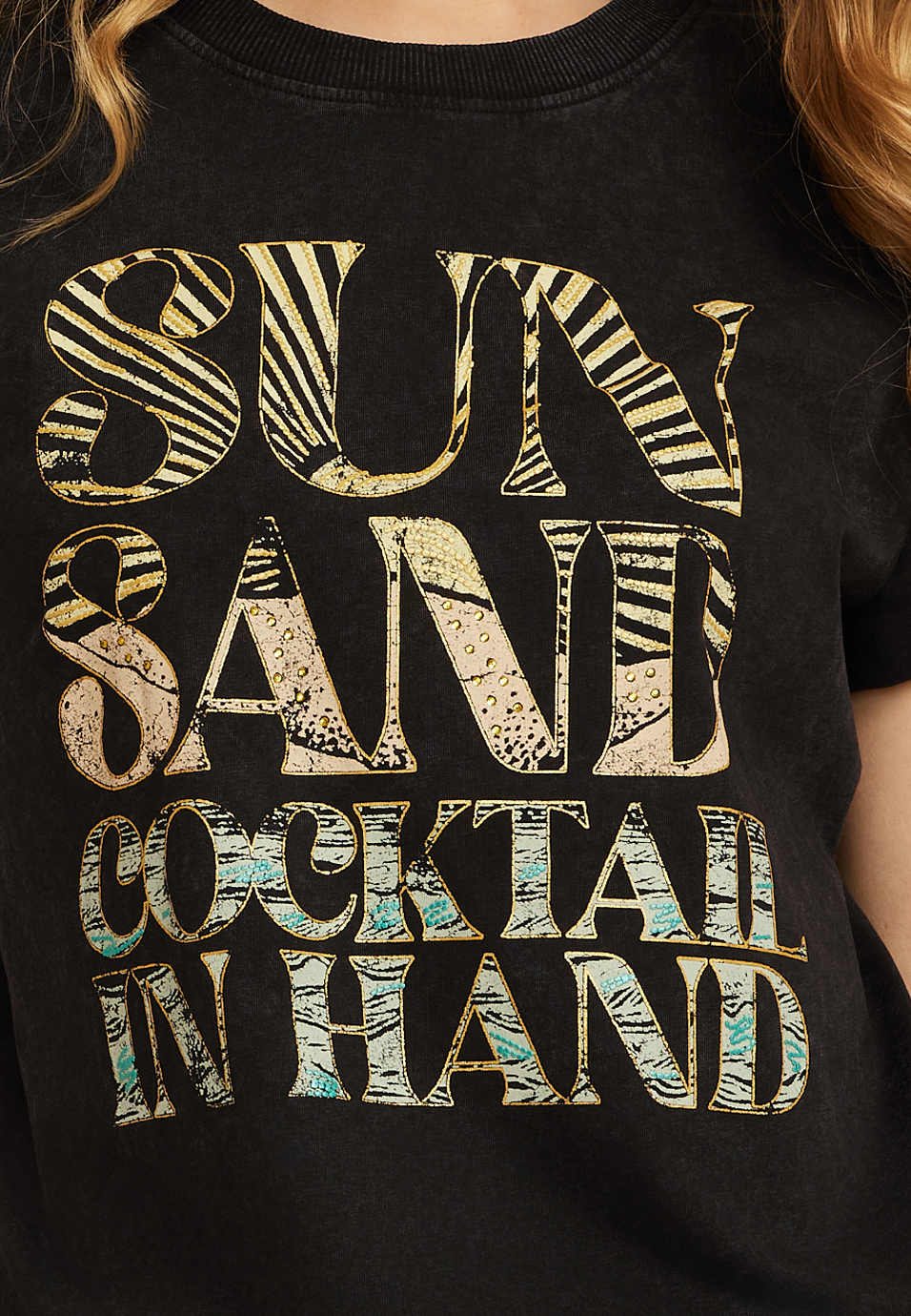 Sun Sand Cocktail In Hand Oversized Fit Graphic Tee, C106, large