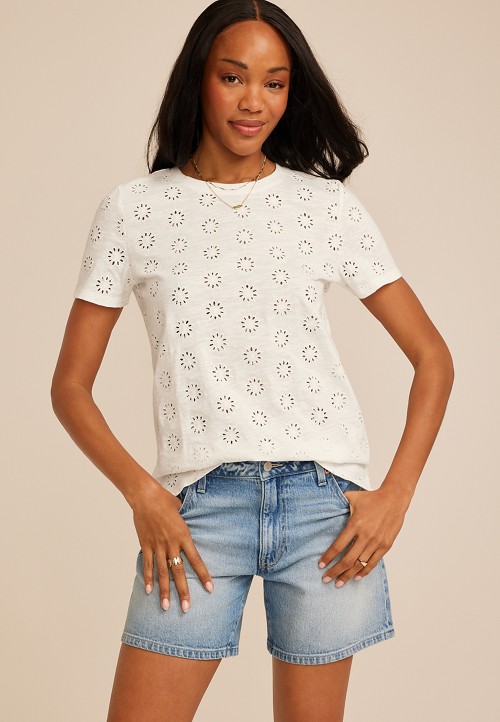 24/7 Dawson Eyelet Crew Neck Tee | maurices