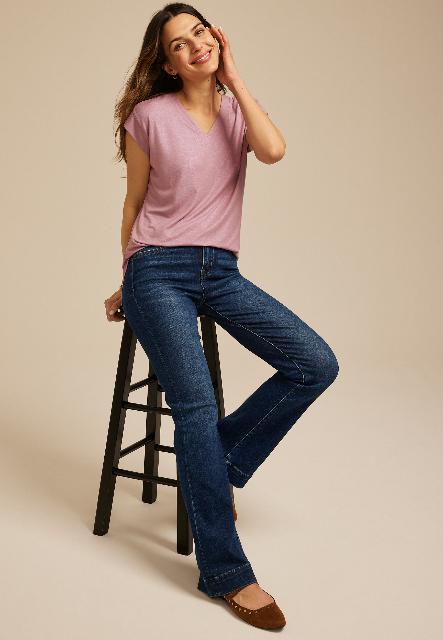 24/7 Magnolia Shimmer V Neck Tee