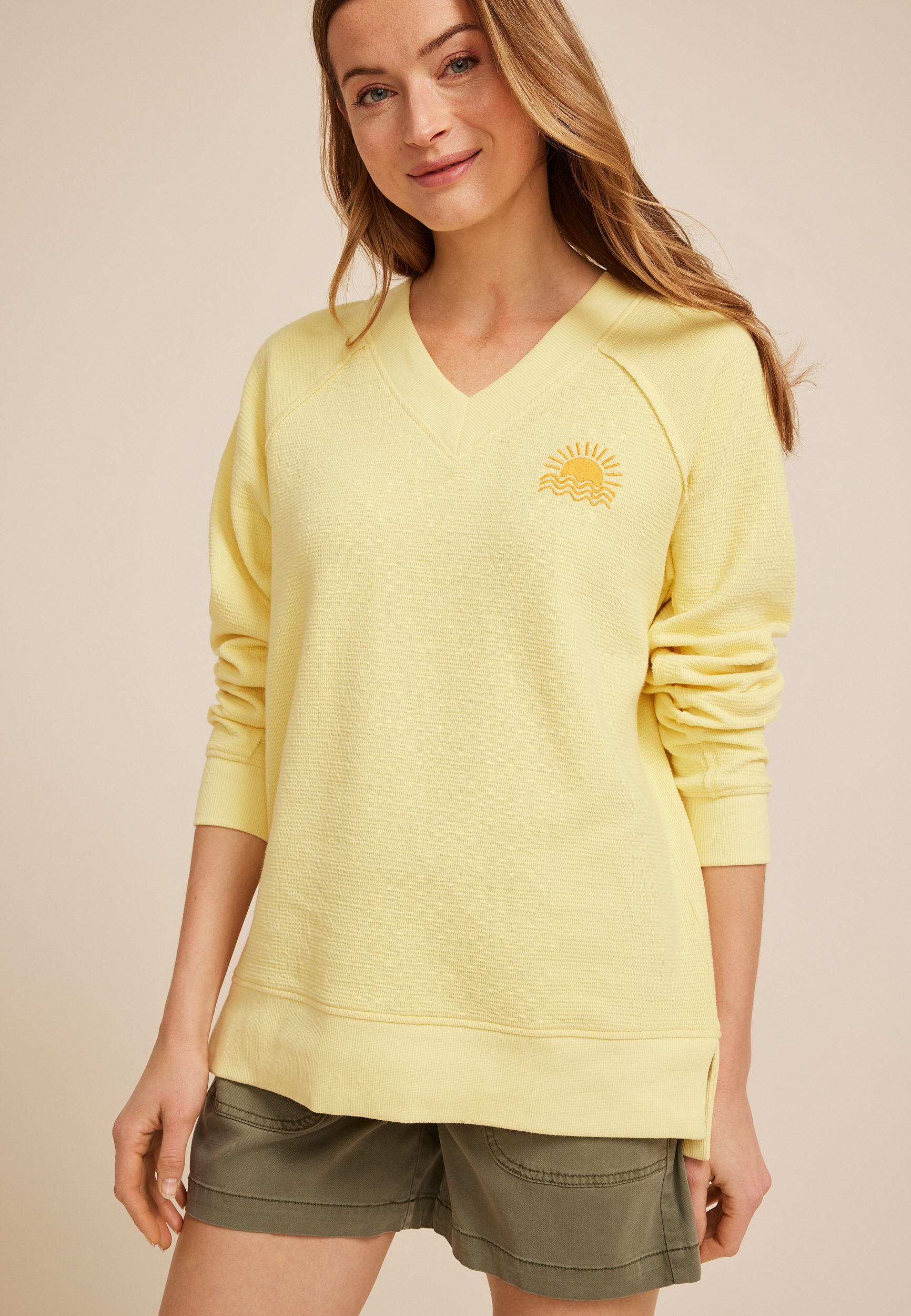 Sun Textured V Neck Sweatshirt