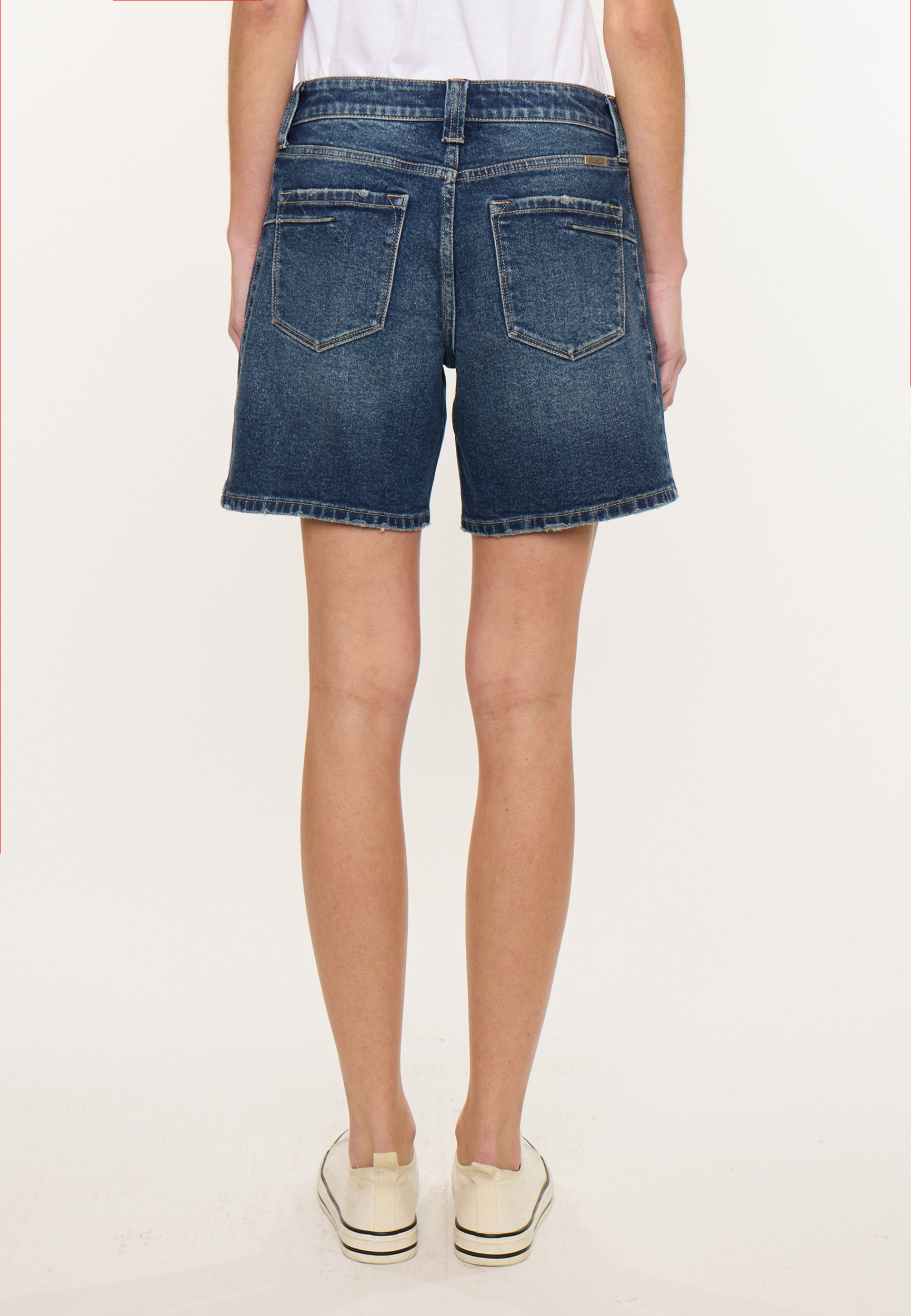KanCan&trade; High Rise Relaxed 7in Mom Short, C258, large