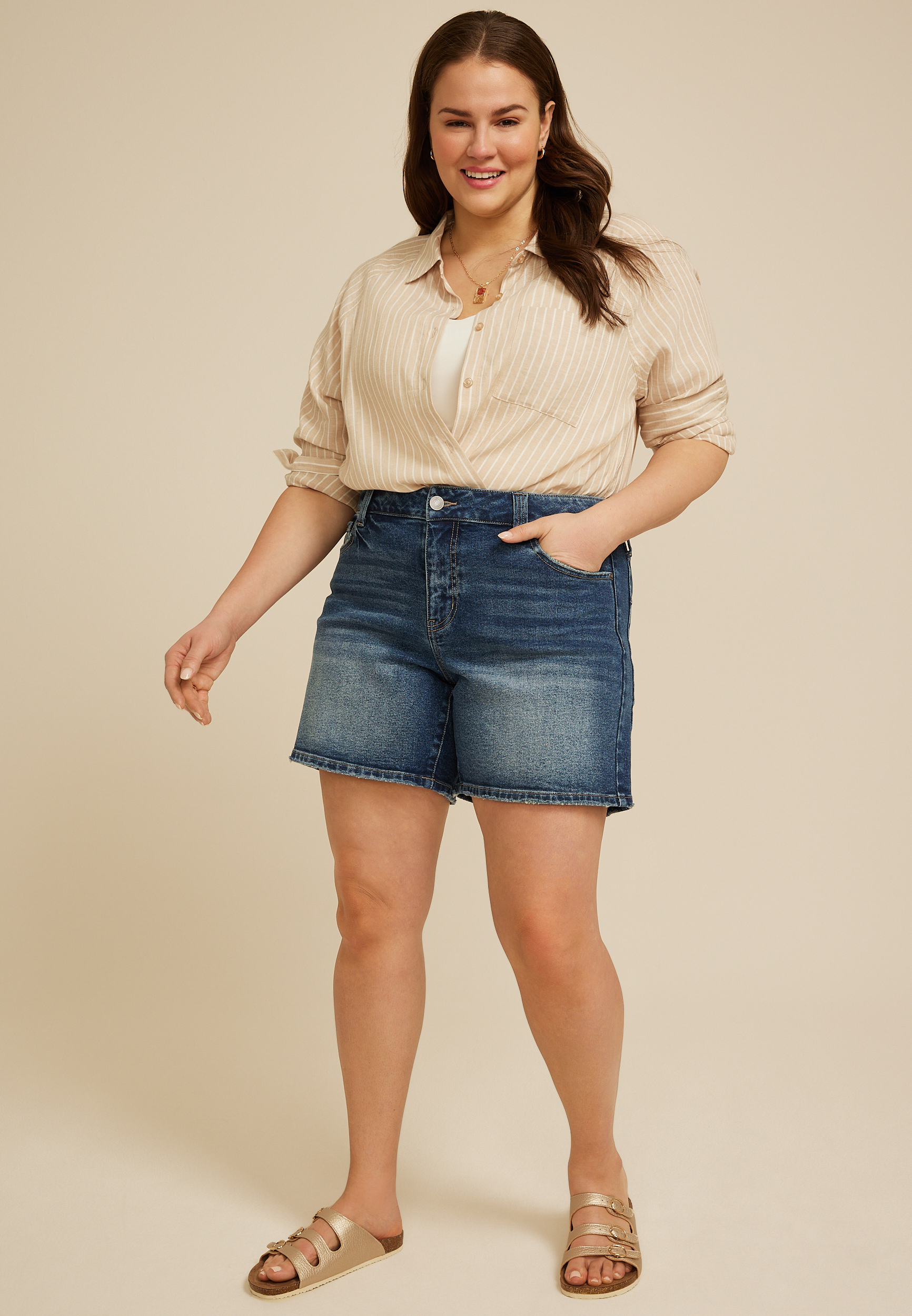 Plus Size KanCan&trade; High Rise Relaxed 7in Mom Short, C258, large