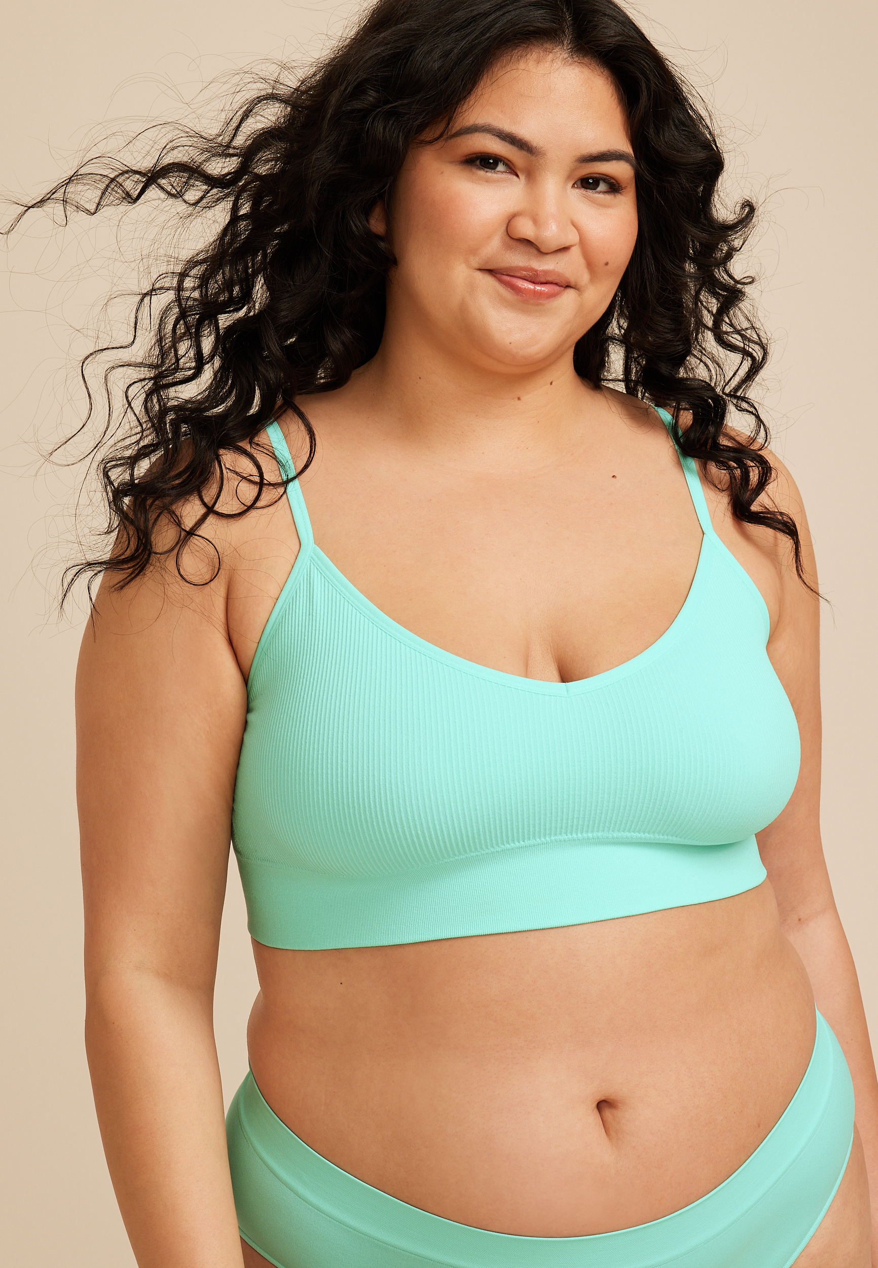 True Stretch Ribbed Seamless V Neck Bralette