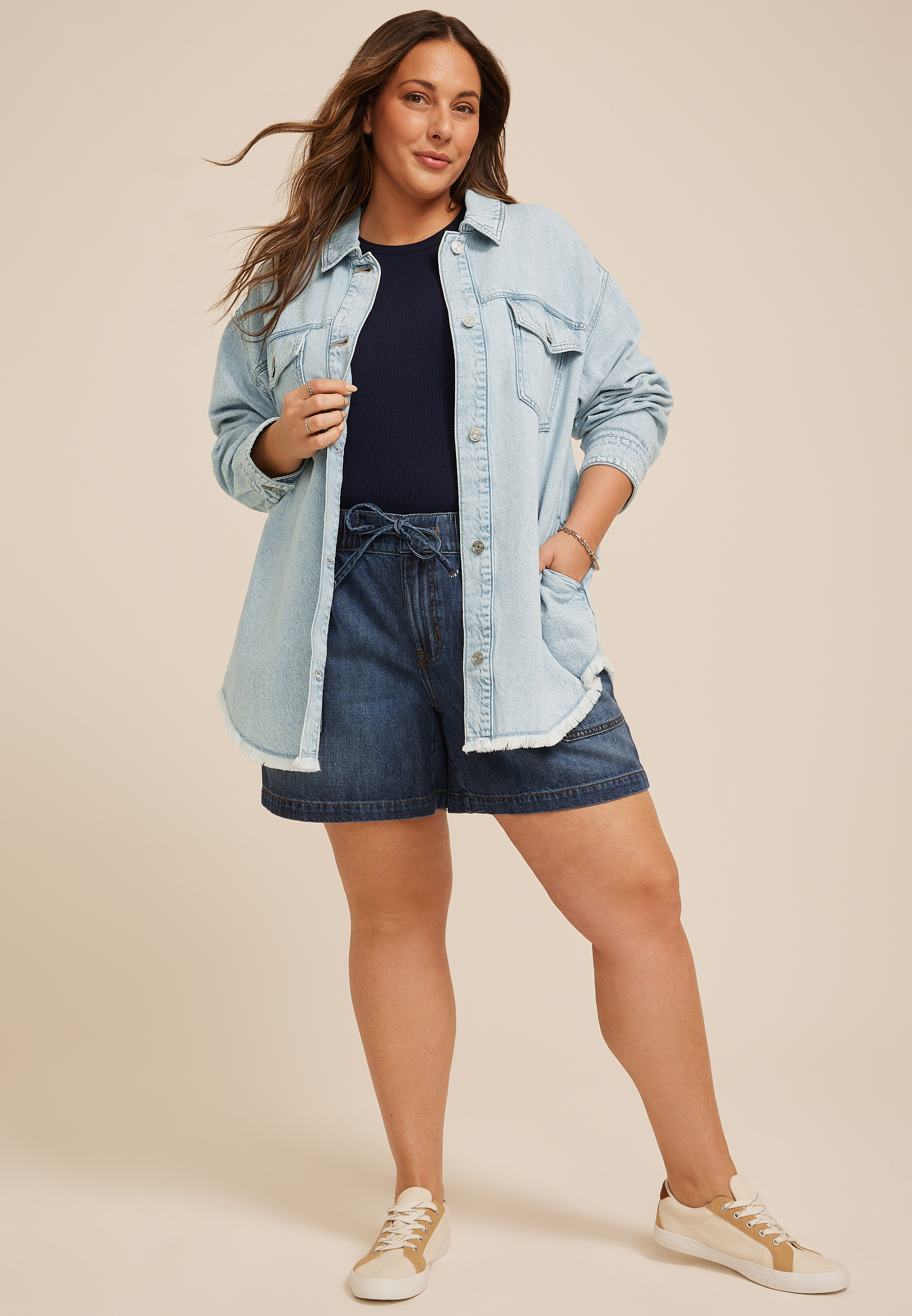 Plus Size Light Wash Fray Hem Denim Shacket, C2806, large