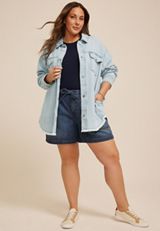 Plus Size Light Wash Fray Hem Denim Shacket, C2806, small