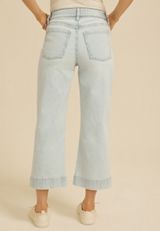 m jeans by maurices&trade;  High Rise Light Stripe Patch Pocket Wide Leg Cropped Jean, C2806, small