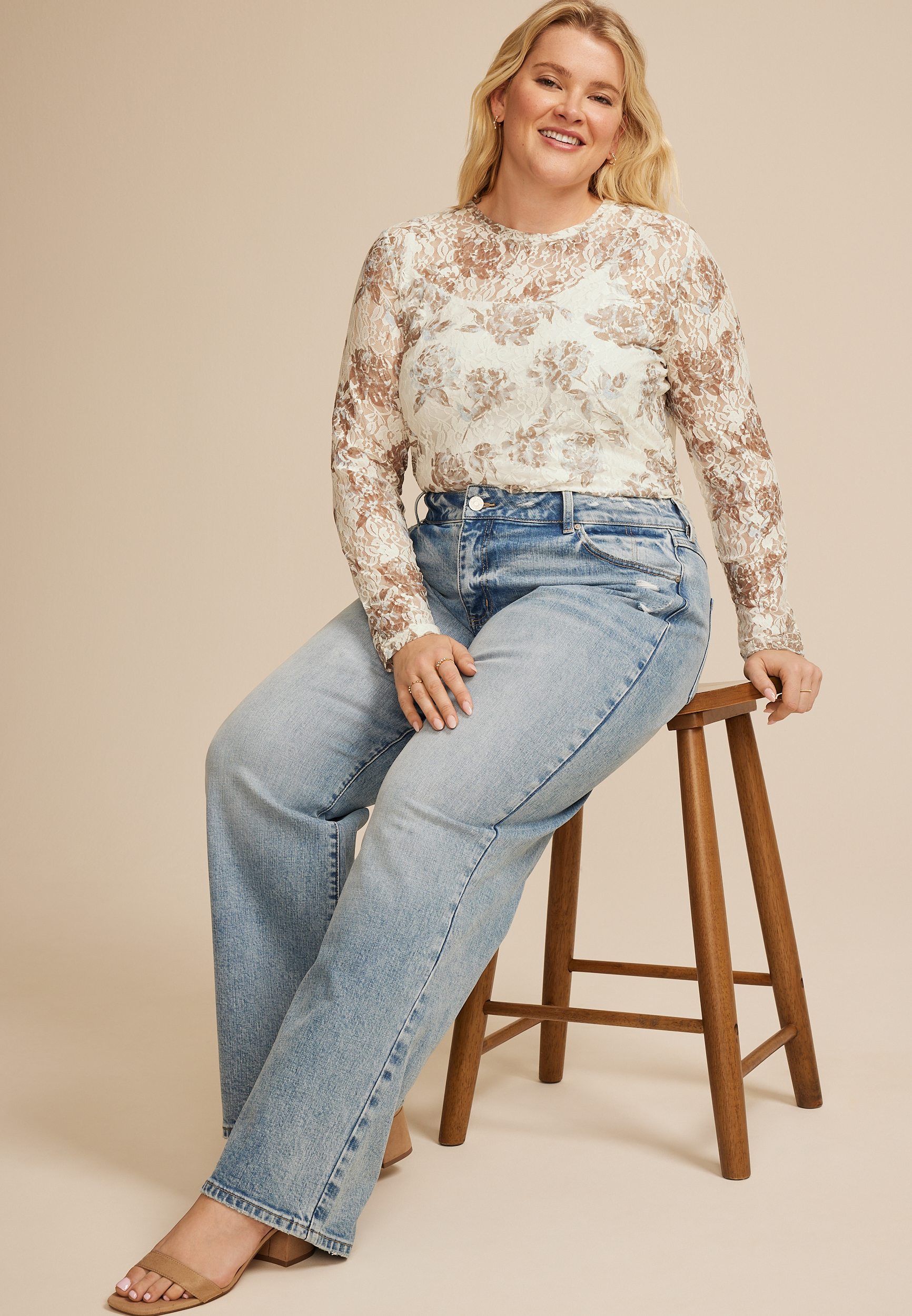 Plus Size Sheer Lace Floral Crew Neck Top, C5487, large