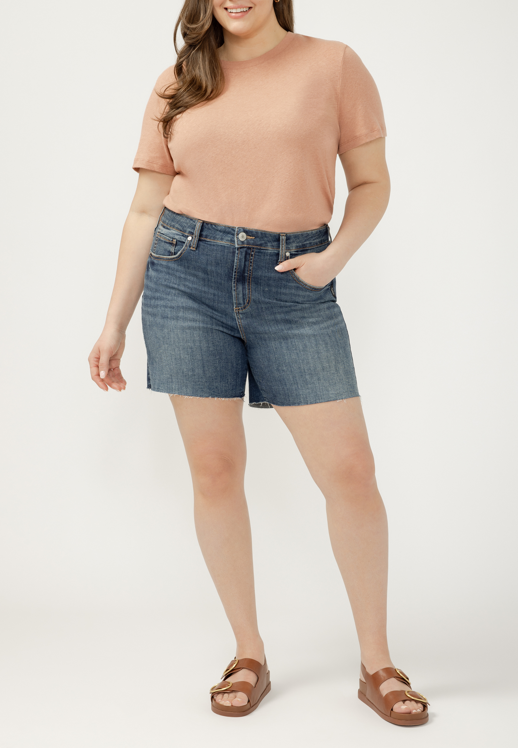 Plus Size Silver Jeans Co.&reg; Avery Curvy Luxe Americana 5.5in Short, C258, large