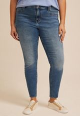Plus Size m jeans by maurices&trade; Cool Comfort High Rise Angled Scoop Pocket Jegging, C3337, small