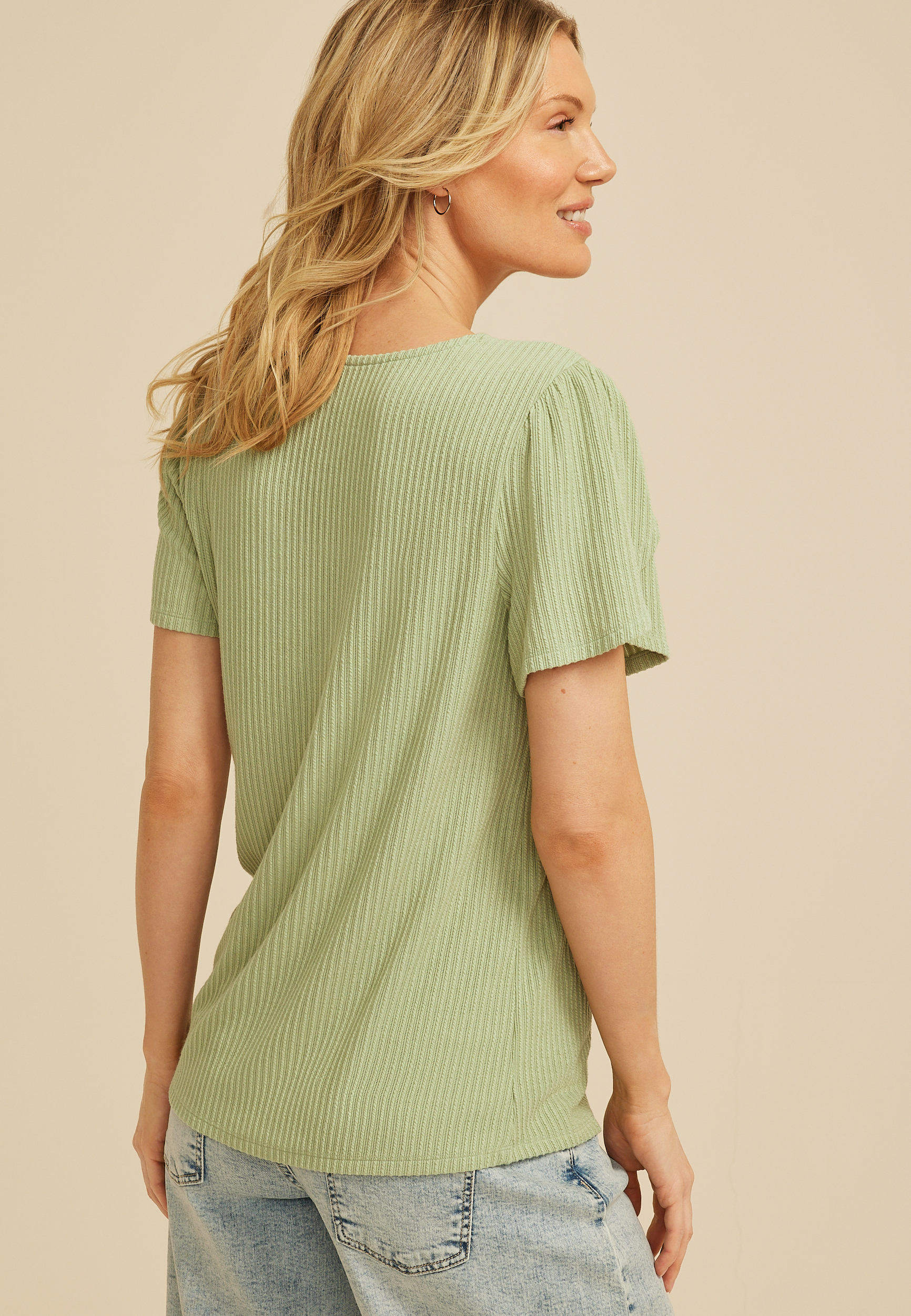 24/7 Holland Textured Scoop Tee - thumbnail 2
