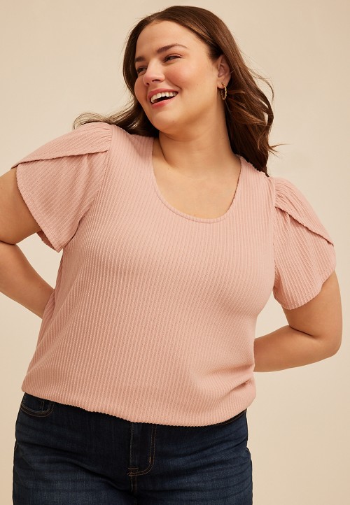ESTHE トップス Plus Size 24/7 Holland Textured Scoop Tee | maurices