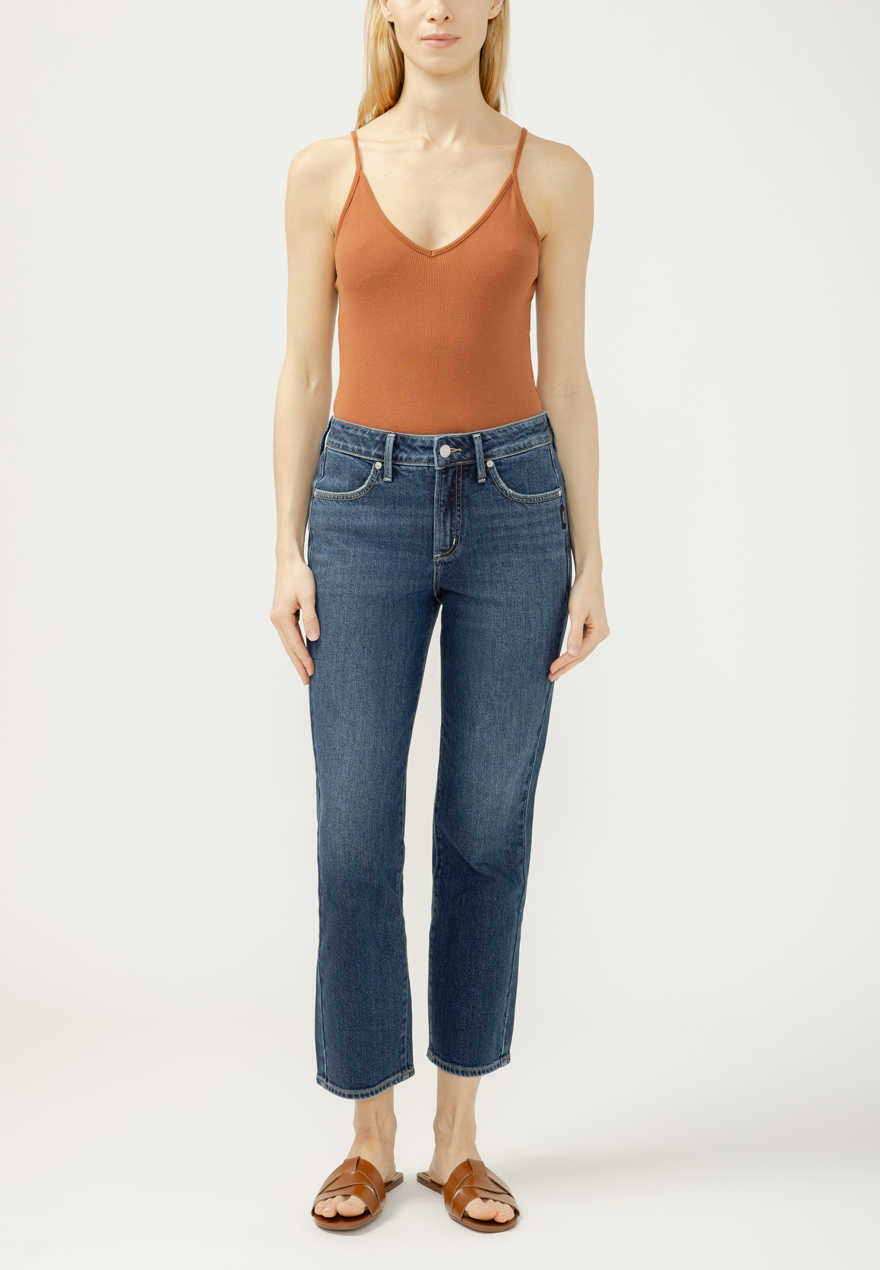 Silver Jeans Co.&reg; Avery Curvy High Rise Forward Seam Ankle Straight Jean