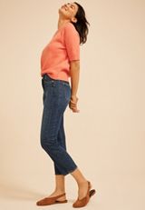Silver Jeans Co.&reg; Avery Curvy High Rise Side Seam Ankle Straight Jean, C258, small