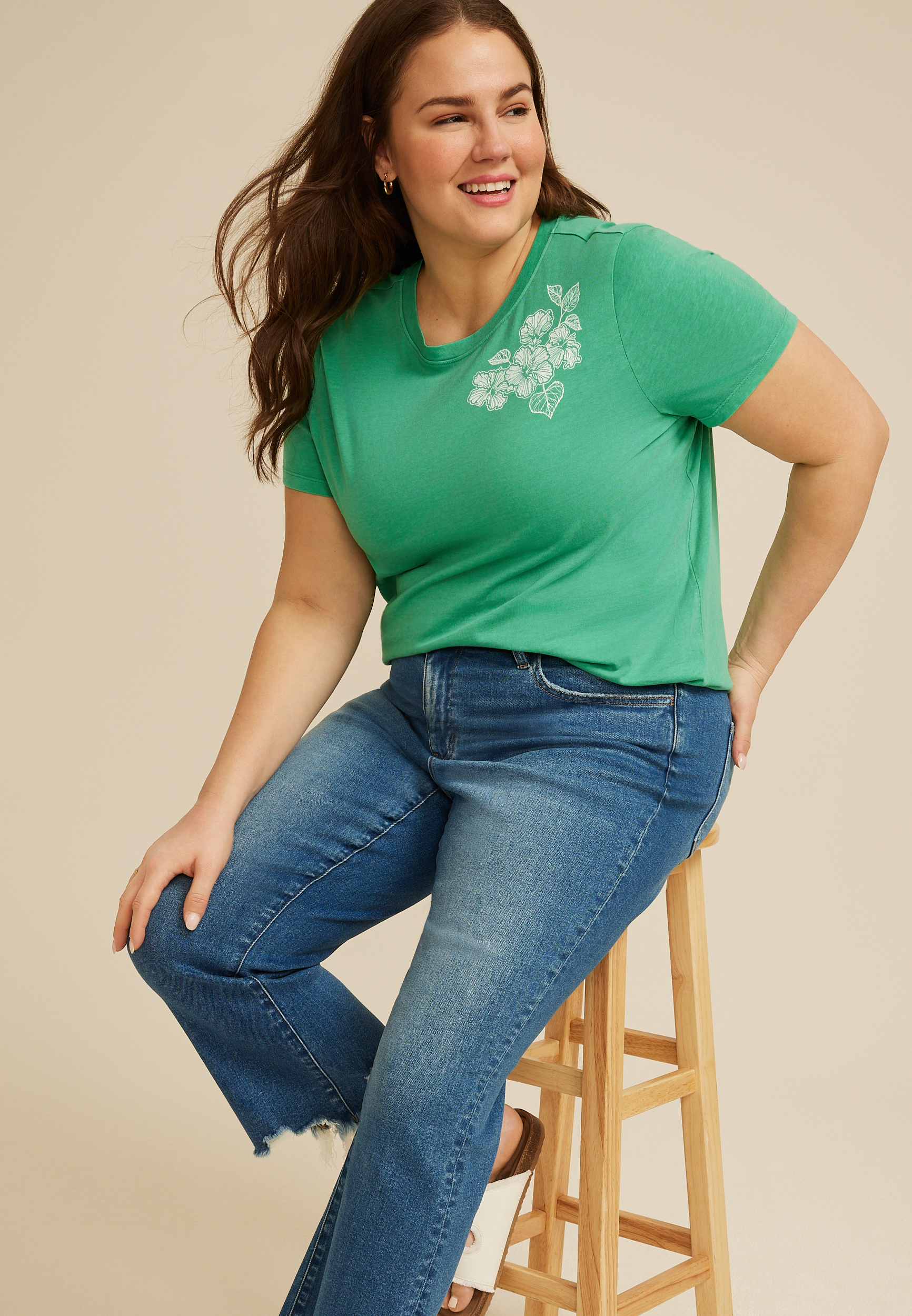 Plus Size Green Hibiscus Floral Classic Fit Graphic Tee