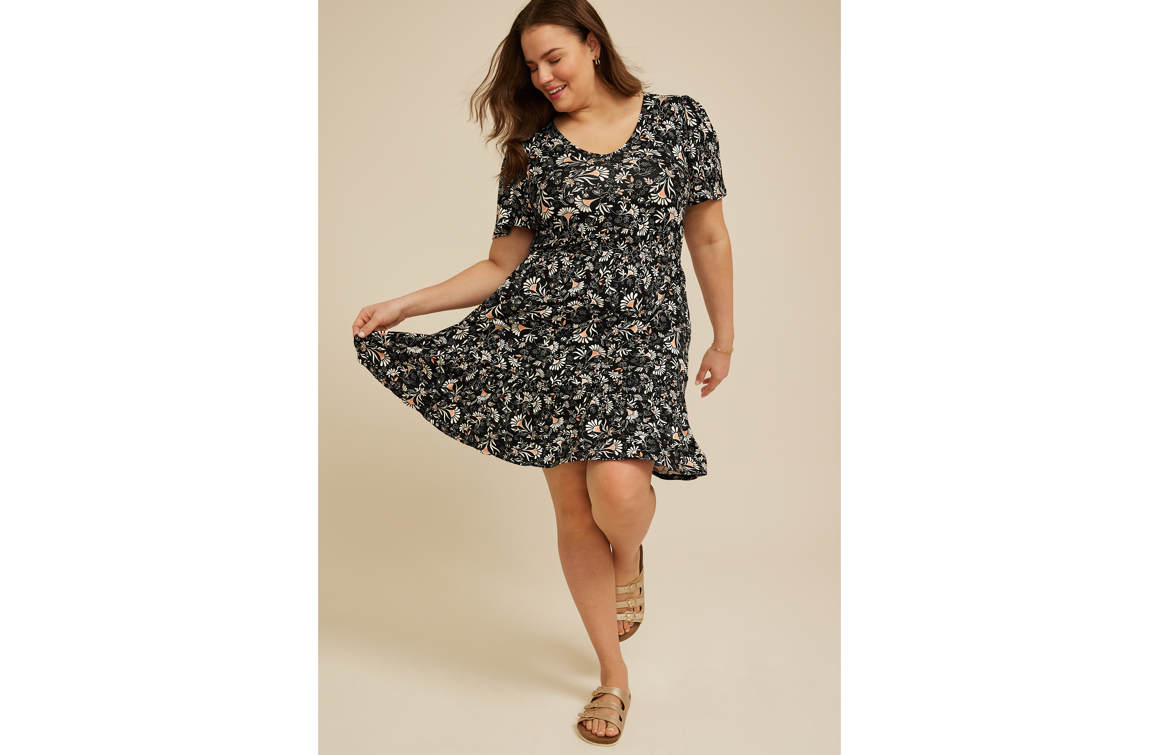 Plus 24/7 Printed V Neck Tiered Mini Dress