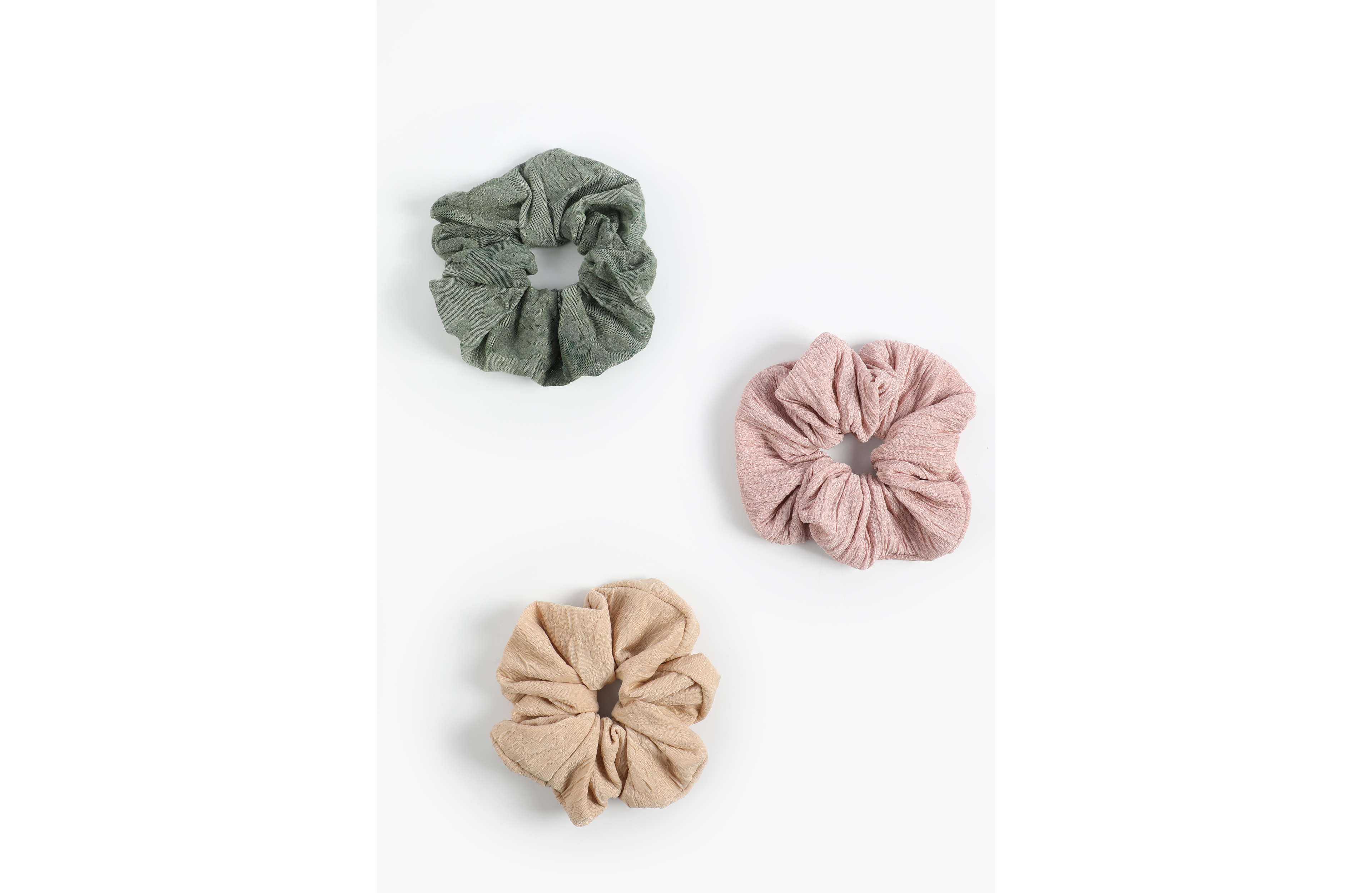 3 Pack Textured Scrunchie Set