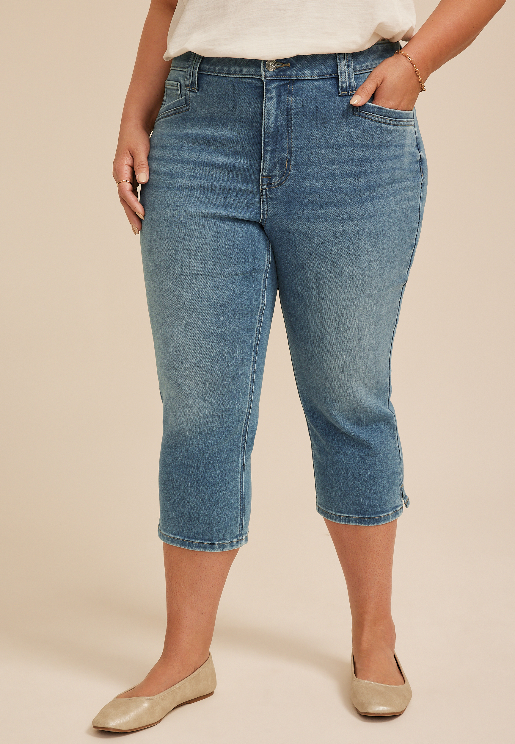 Plus Size m jeans by maurices&trade; Cool Comfort High Rise Angled Scoop Pocket Skinny Capri