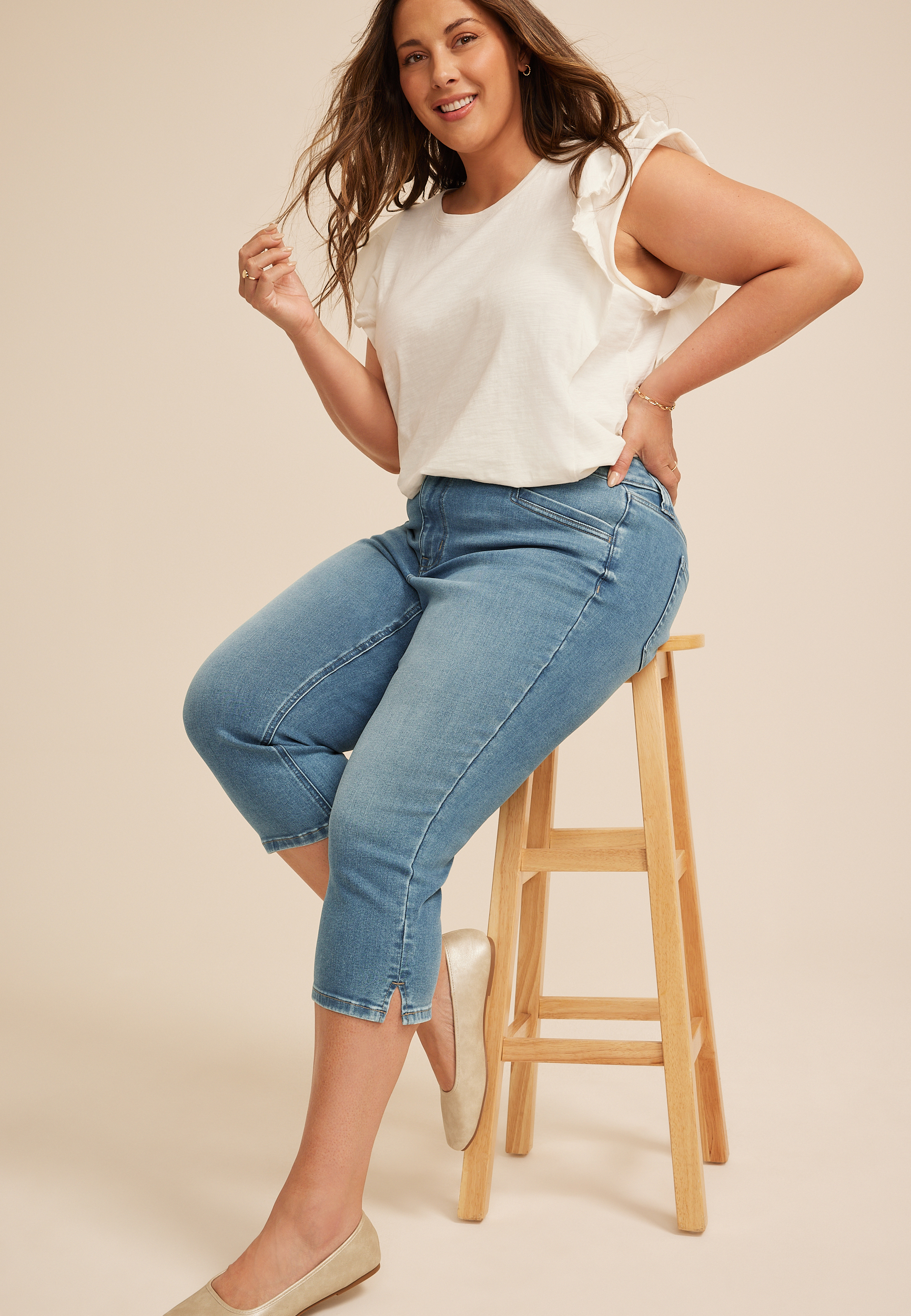 Plus Size m jeans by maurices&trade; Cool Comfort High Rise Angled Scoop Pocket Skinny Capri, C3337, large