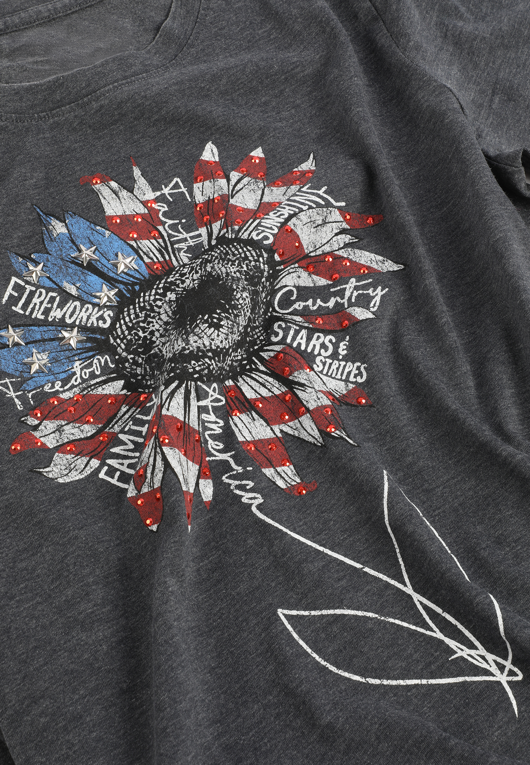 Americana Sunflower Flower Classic Fit Graphic Tee, BLACK, large