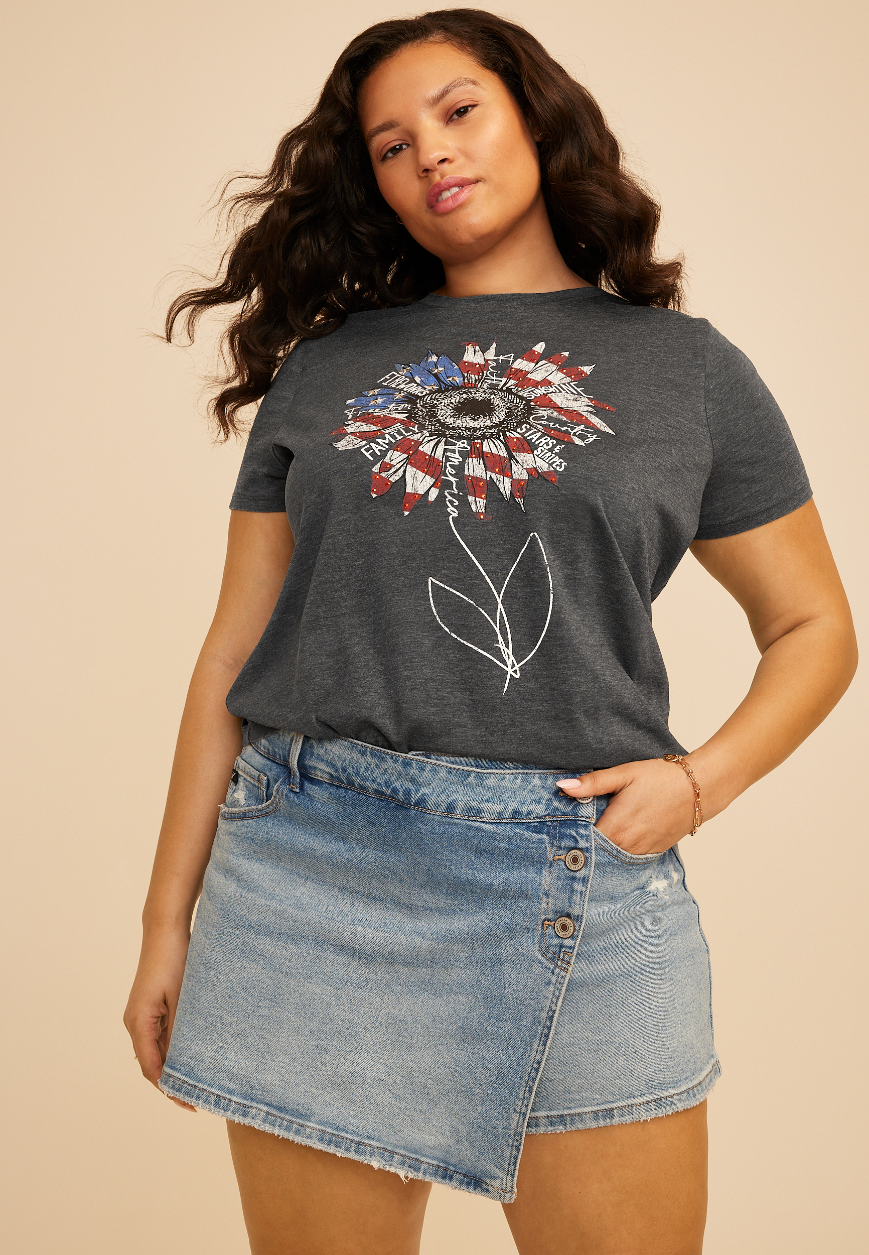 Plus Size Americana Sunflower Flower Classic Fit Graphic Tee, BLACK, large