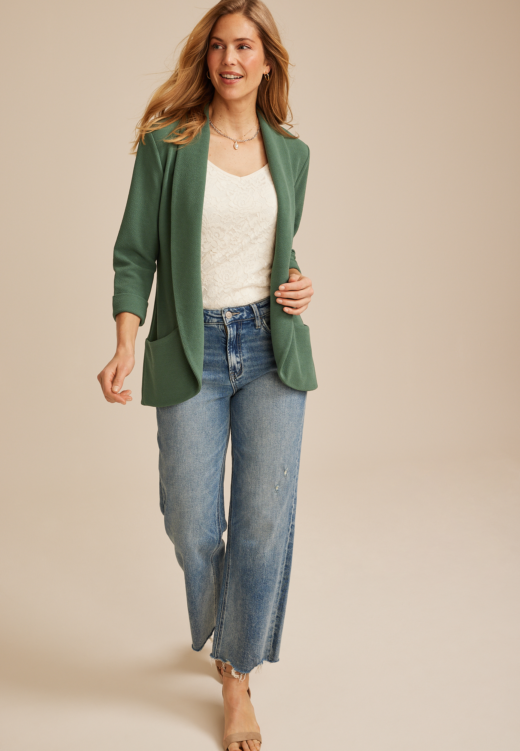 Versa 3/4 Sleeve Pocket Blazer