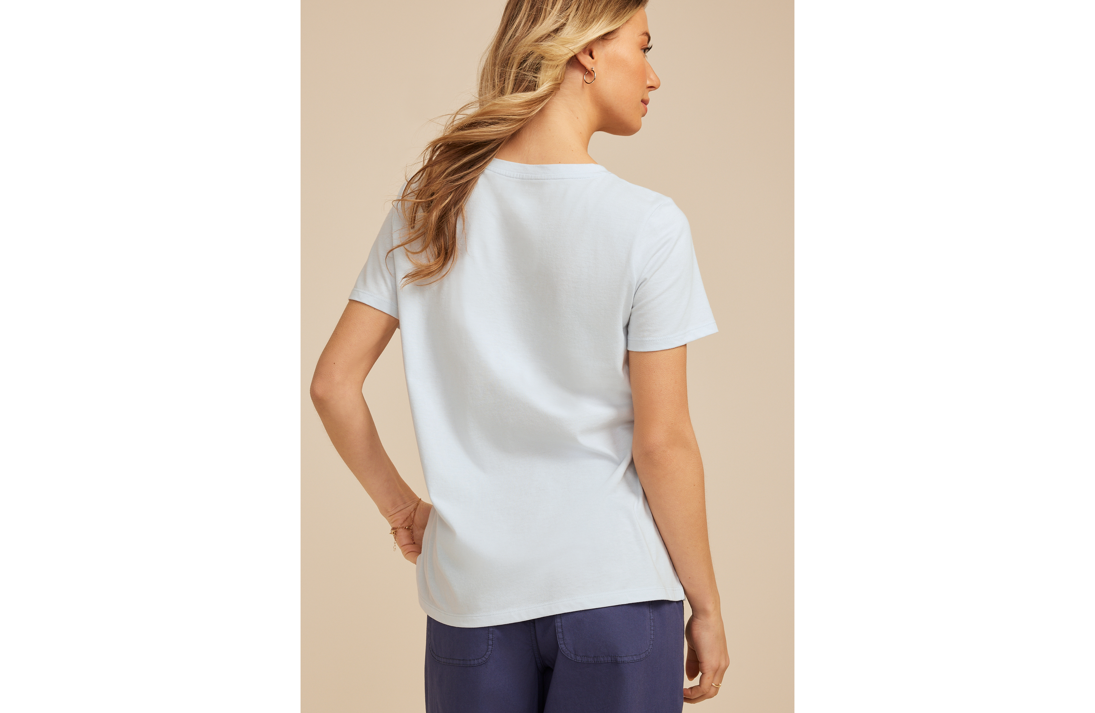 Sun Lake Float Breeze Chill Classic Fit Graphic Tee