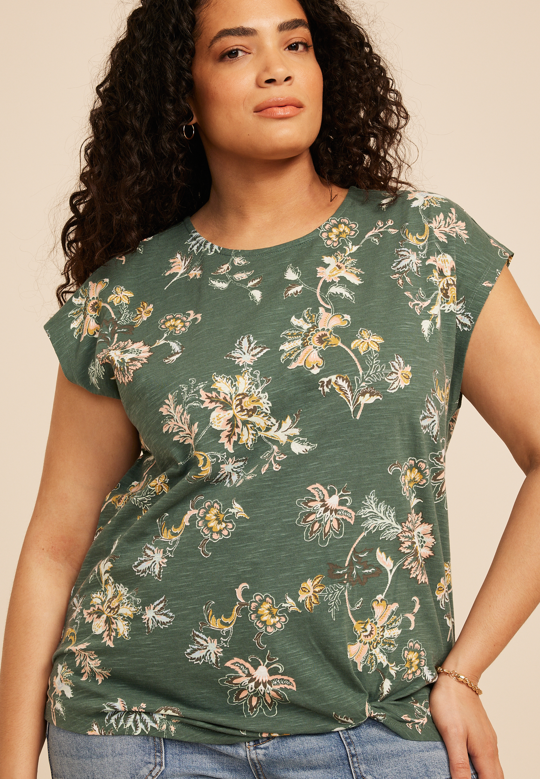 Plus Size 24/7 Austin Floral Knot Hem Short Sleeve Tee | maurices