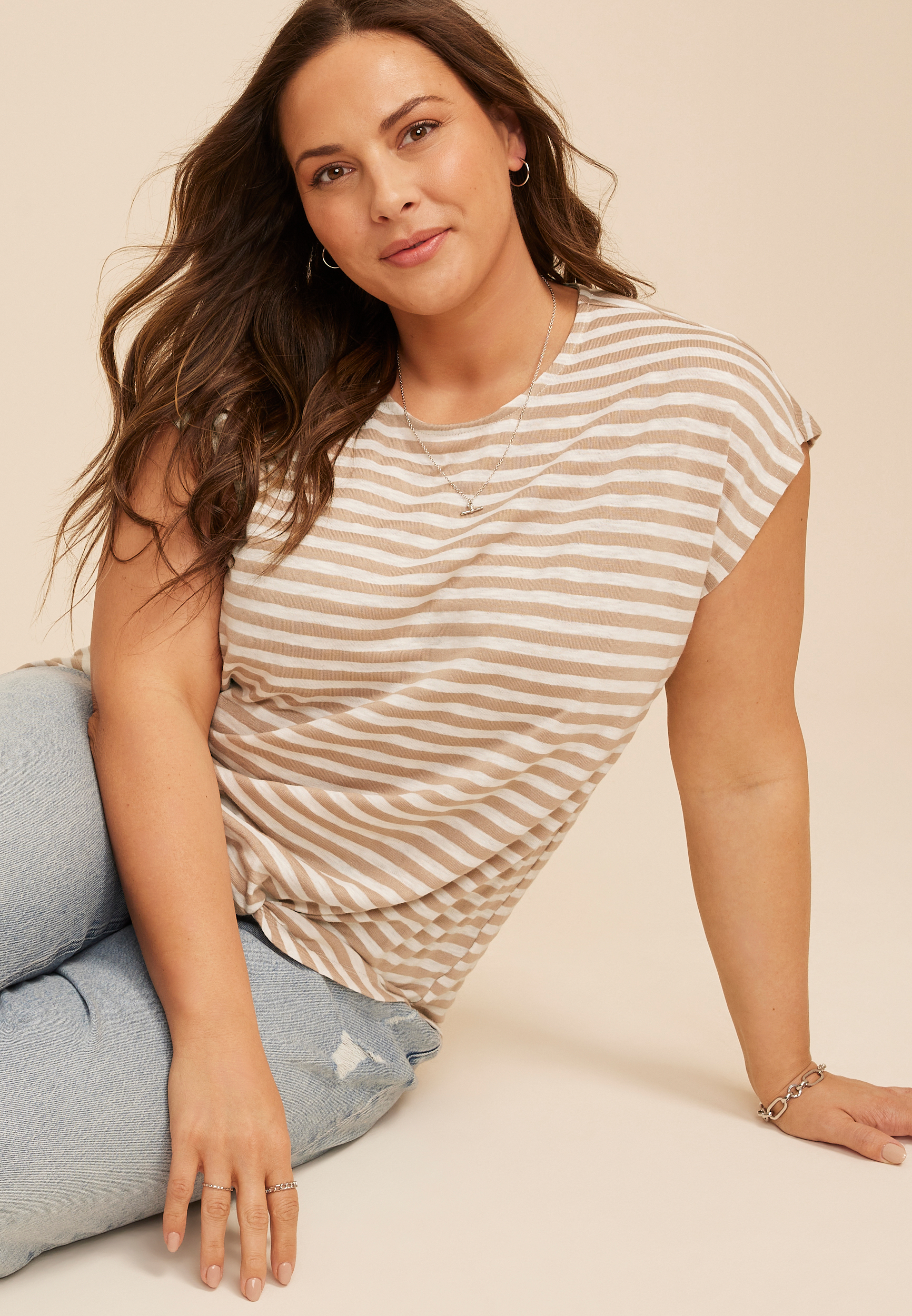 Plus Size 24/7 Austin Striped Knot Hem Short Sleeve Tee