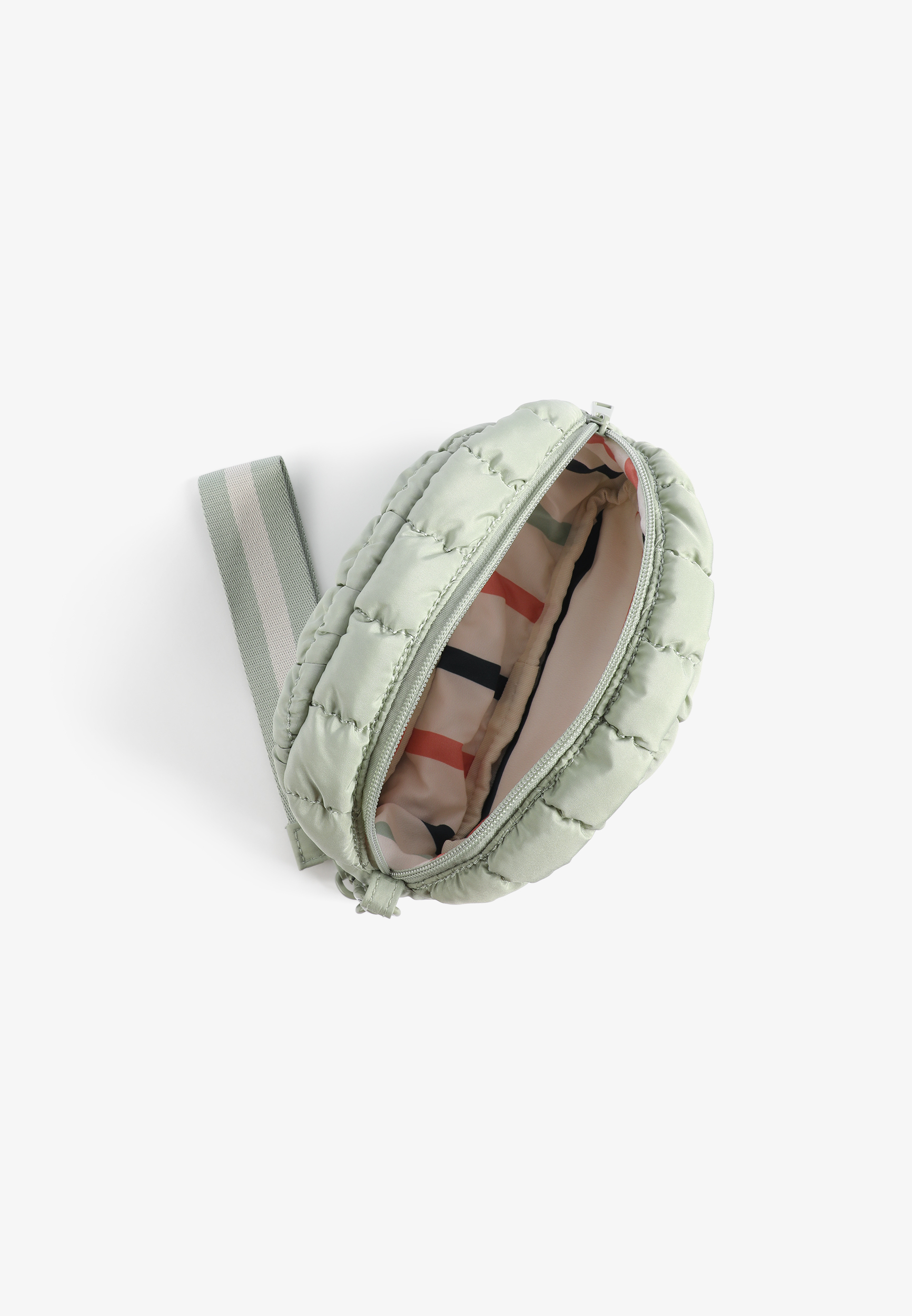 Quilted Puffer Wristlet, C6446, large