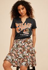 Willie Nelson Classic Fit Graphic Tee, C106, small