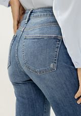 Silver Jeans Co.&reg; Avery Curvy High Rise Trouser Jean, C3337, small