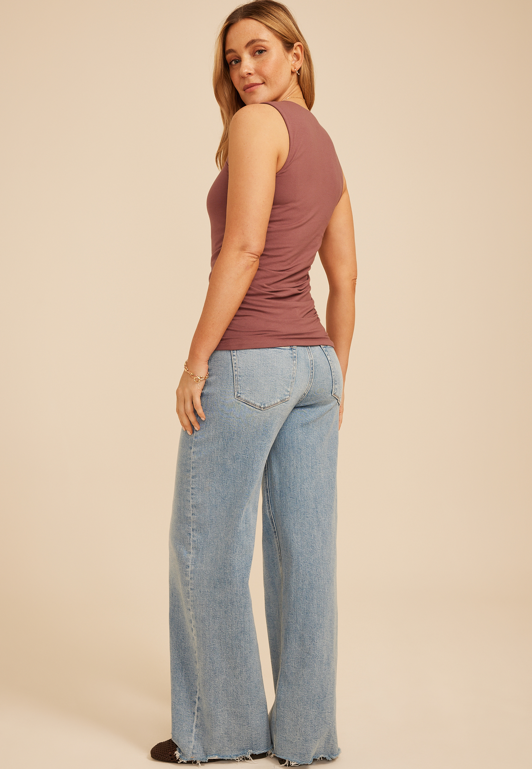 Studio Y Square Neck Tank Top - thumbnail 5