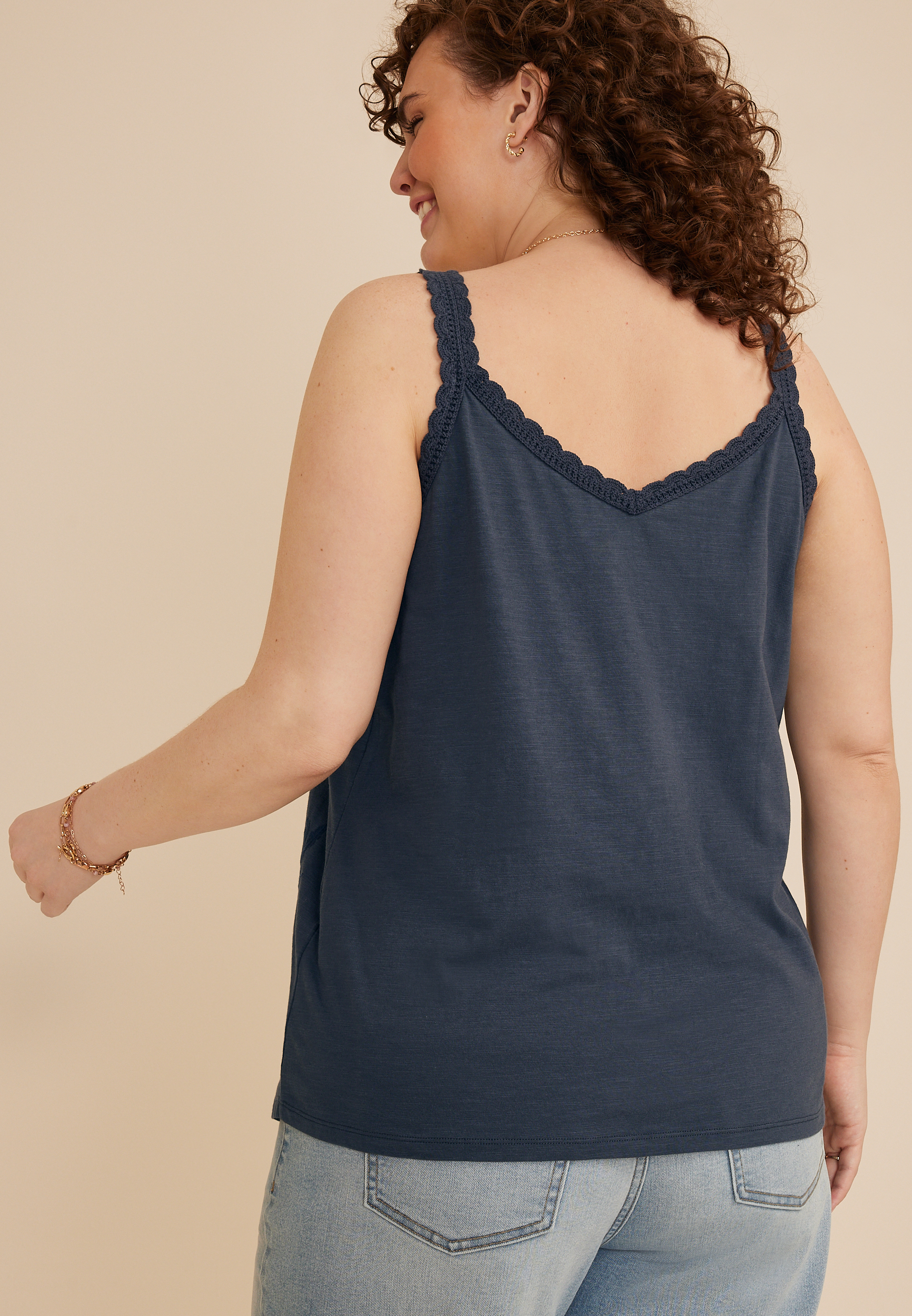 Plus Size Embroidered Scalloped Trim Tank Top, C180, large