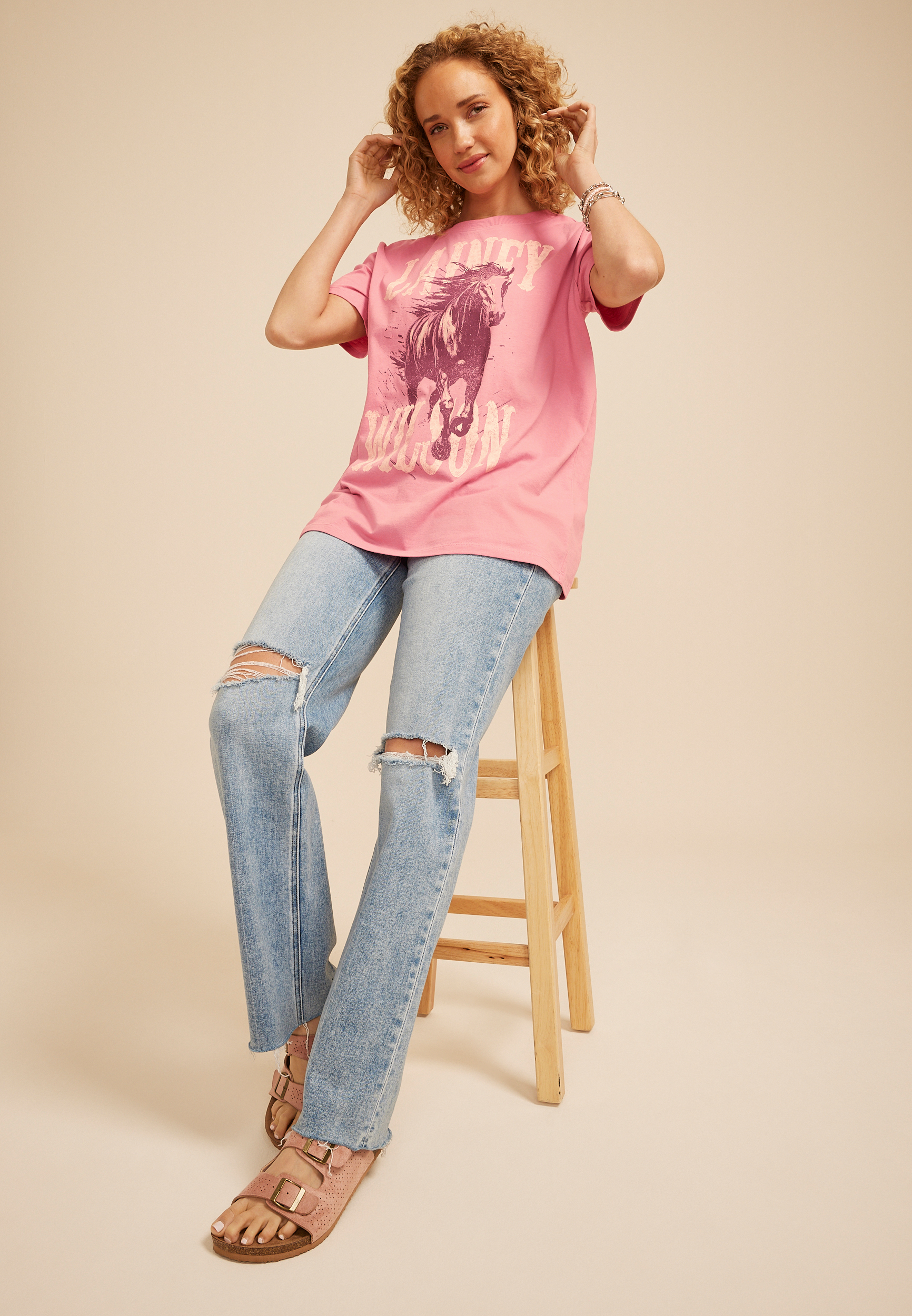 Lainey Wilson Oversized Fit Graphic Tee, C4441, large