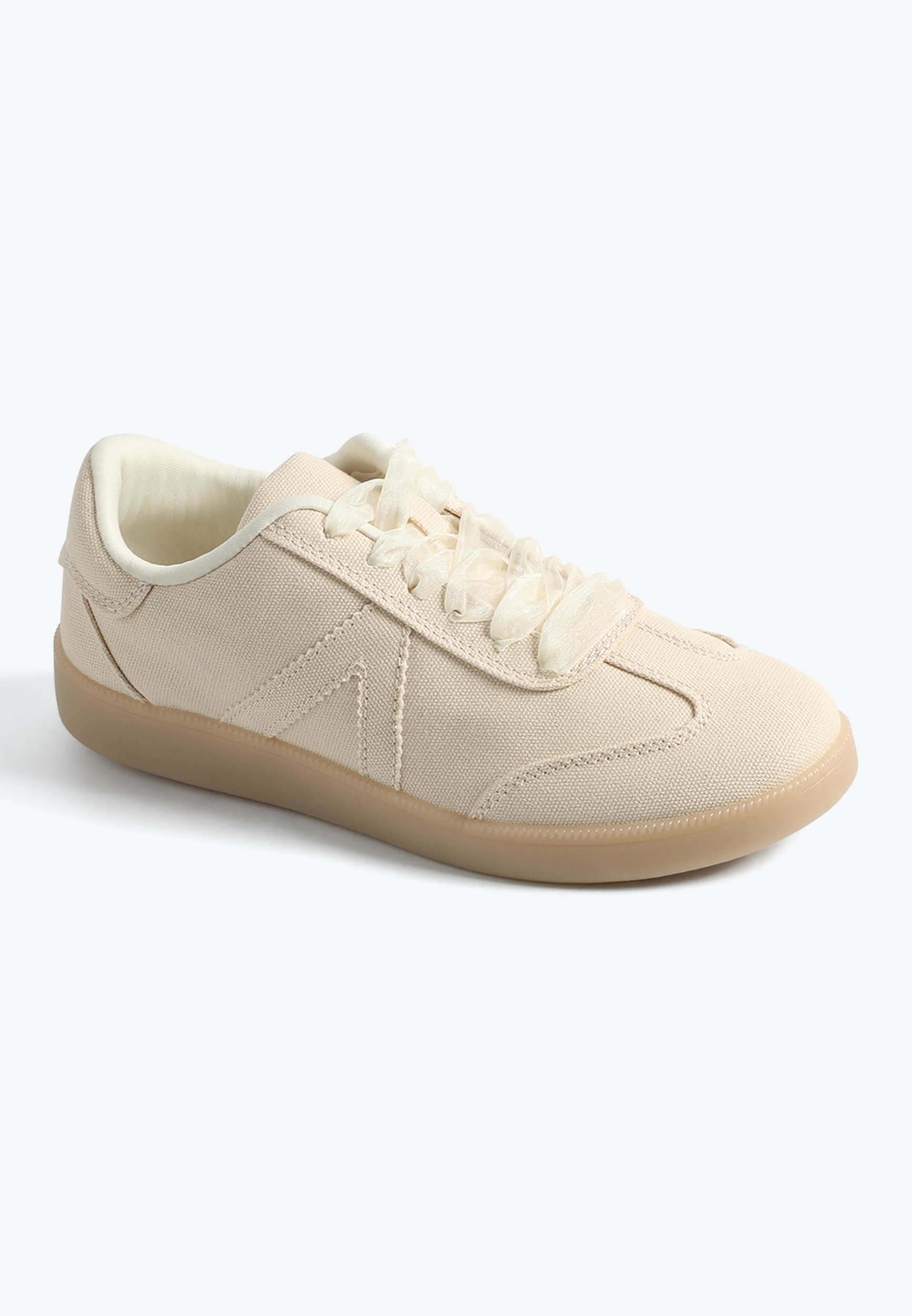 SuperCush Ribbon Lace Up Retro Sneaker