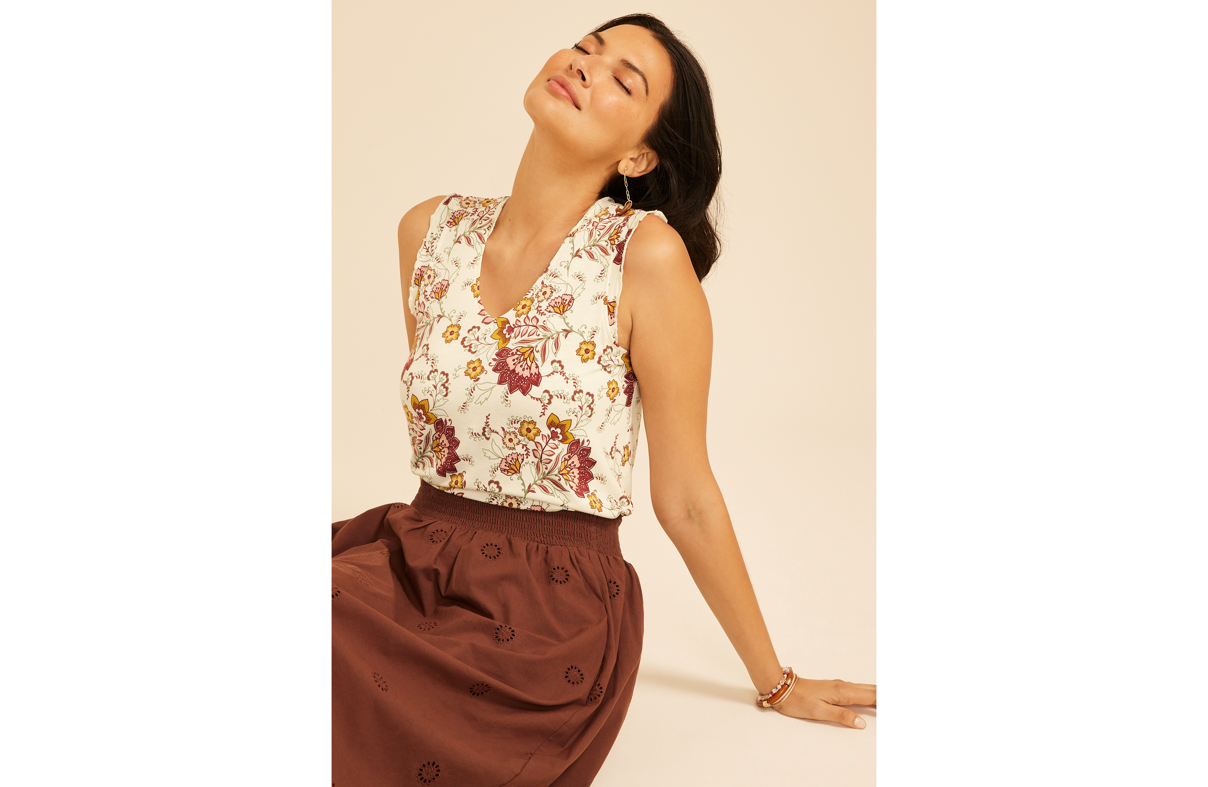 Floral Print Ruffle Trim V Neck Tank Top
