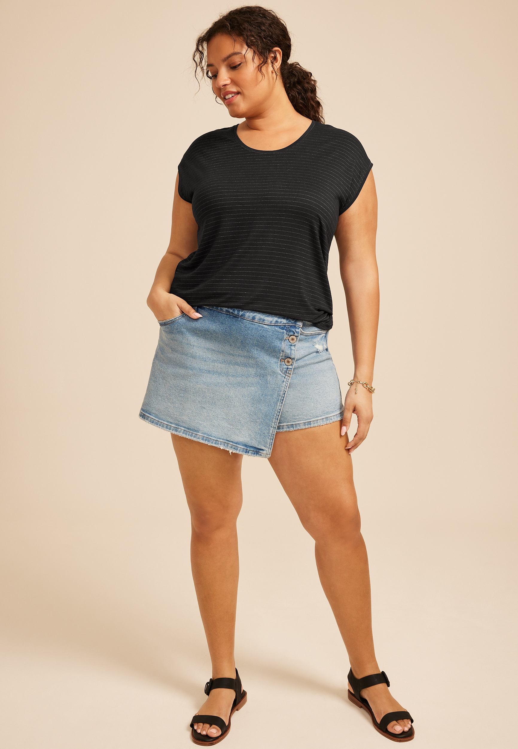 Plus Size 24/7 Metallic Stripe Scoop Neck Tee