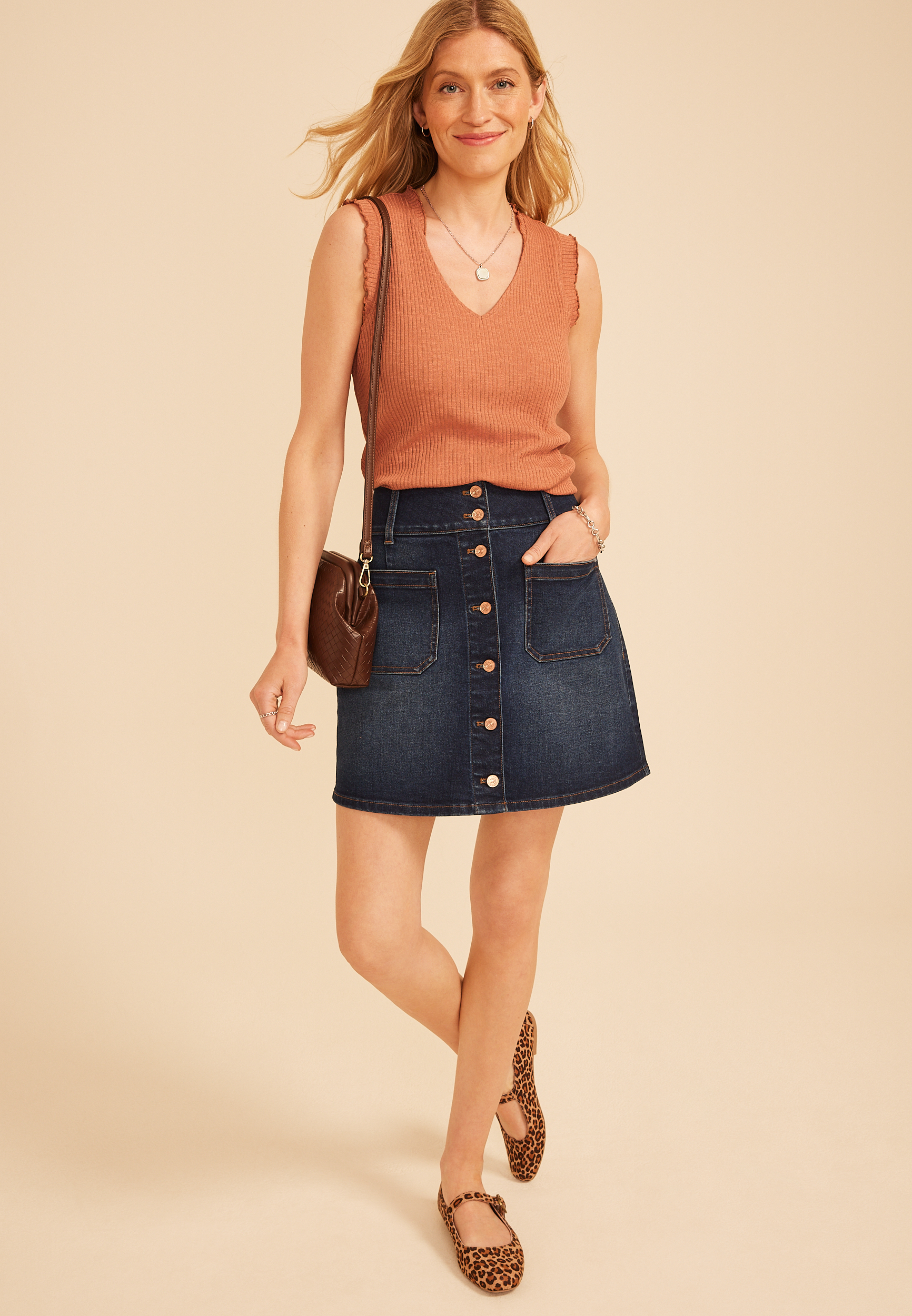 Ruffle Trim Ribbed V Neck Tank Top