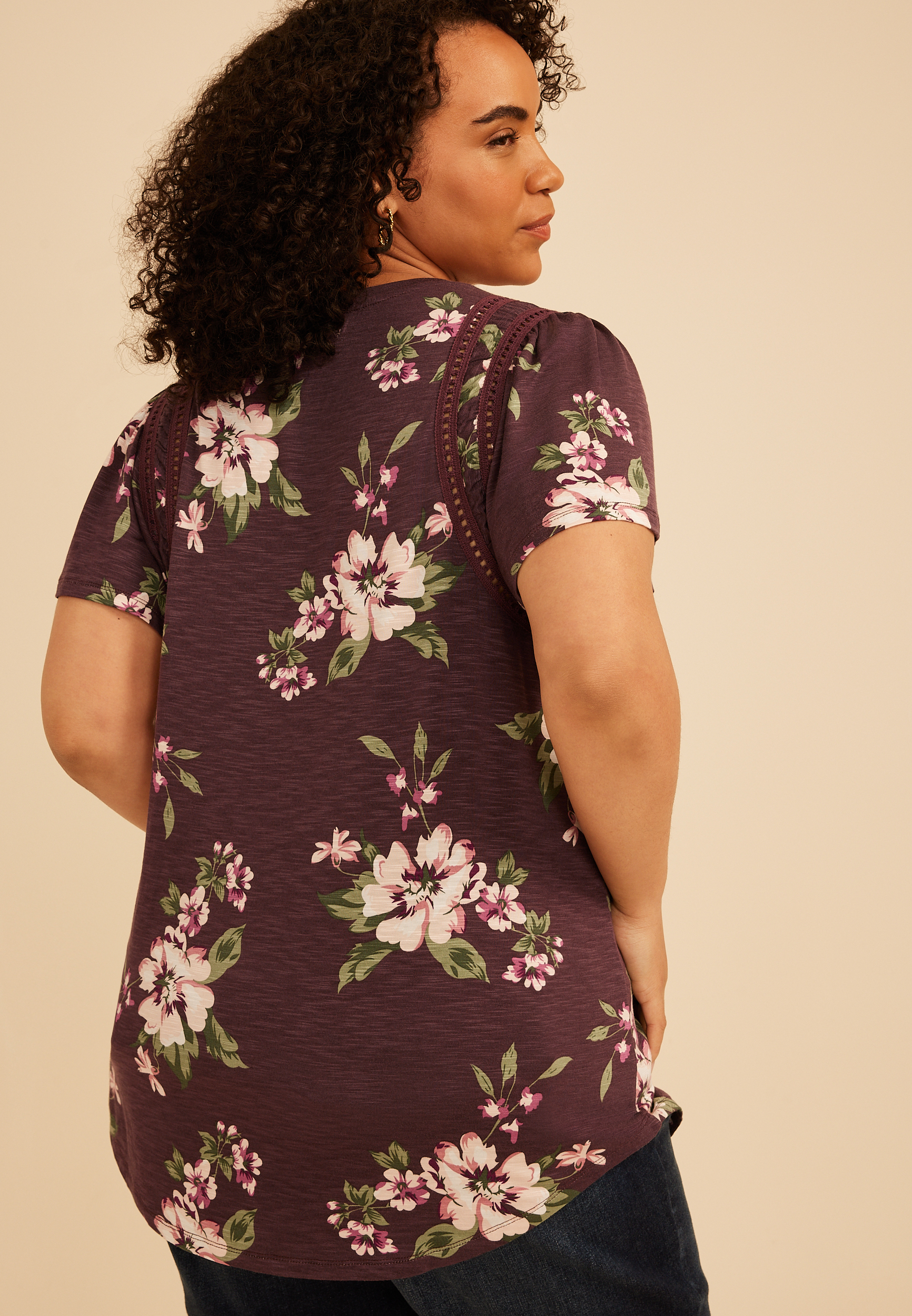 Plus Size Lattice Trim Floral Flutter Sleeve Tee, C9903, large