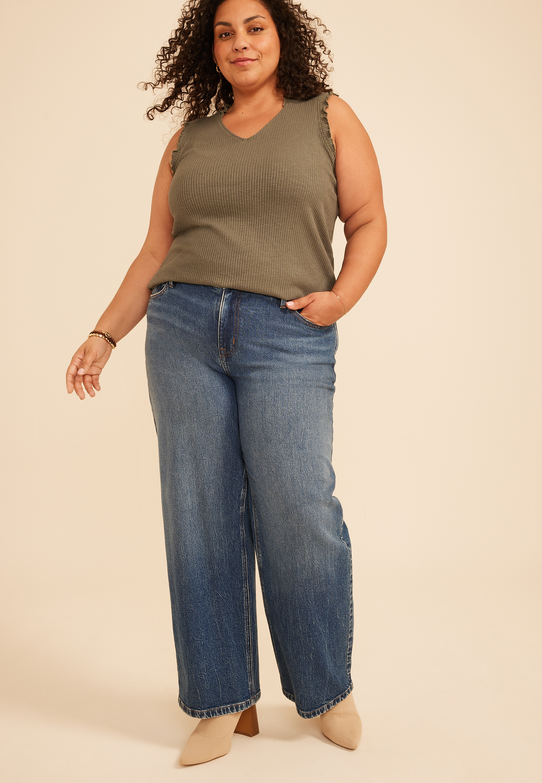 Plus Size Ruffle Trim Ribbed V Neck Tank Top - thumbnail 6