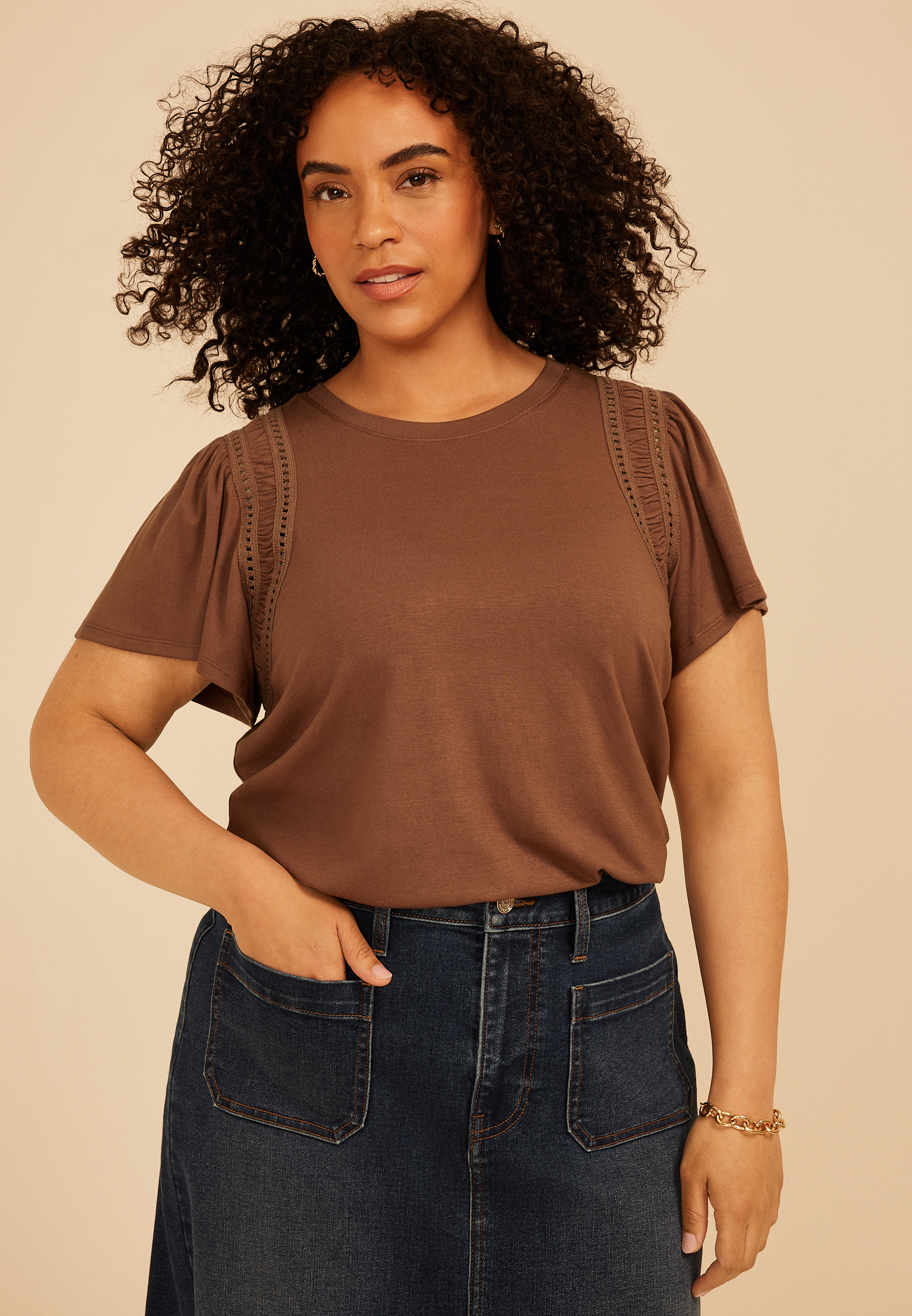 Plus Size Lattice Trim Flutter Sleeve Tee