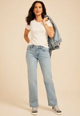 m jeans by maurices&trade; Light High Rise Slant Pocket Wide Leg Jean, C2806, small