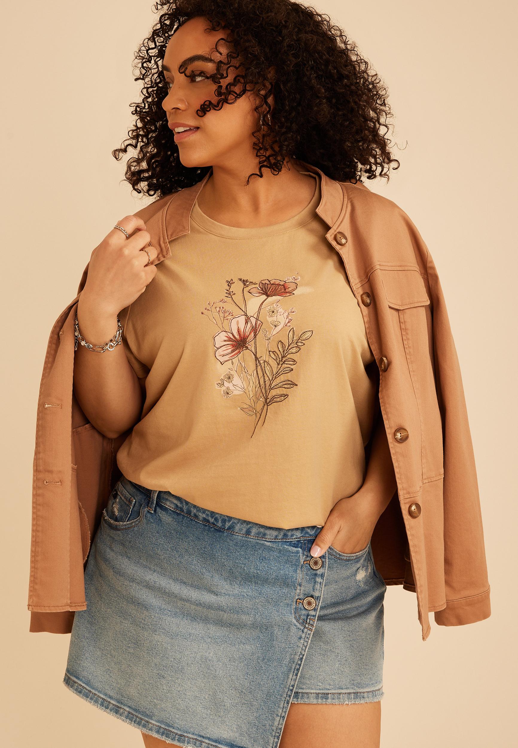 Plus Size Painterly Floral Embroidered Classic Fit Graphic Tee