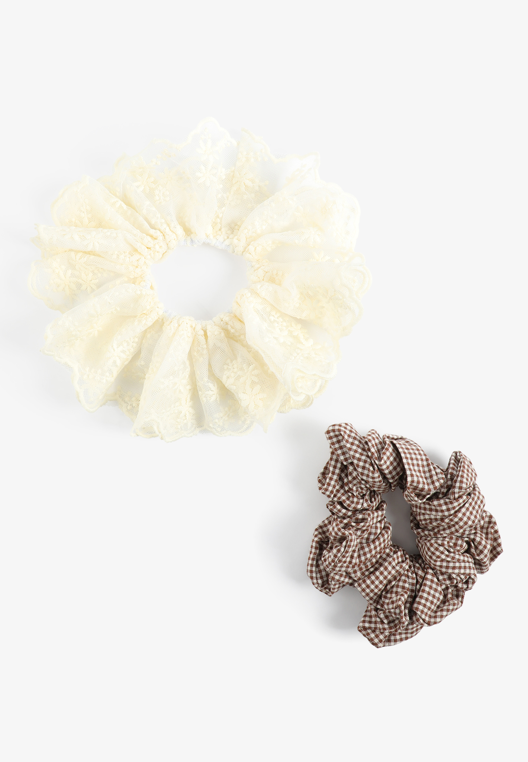2 Pack Lace And Gingham Scrunchie Set