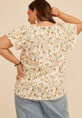 Plus Size Floral Ruffle Trim Henley Top, C5487, small