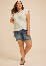 Plus Size 24/7 Austin Micro Stripe Knot Hem Tee, C9765, small