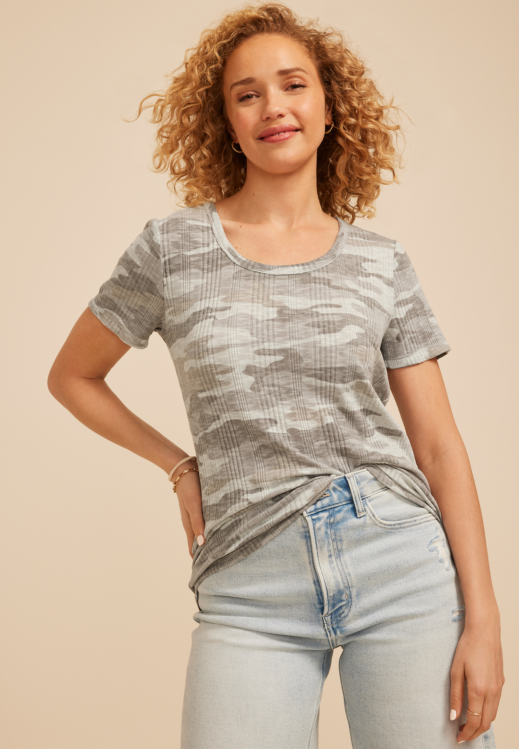 24/7 Camo Taylor Tee