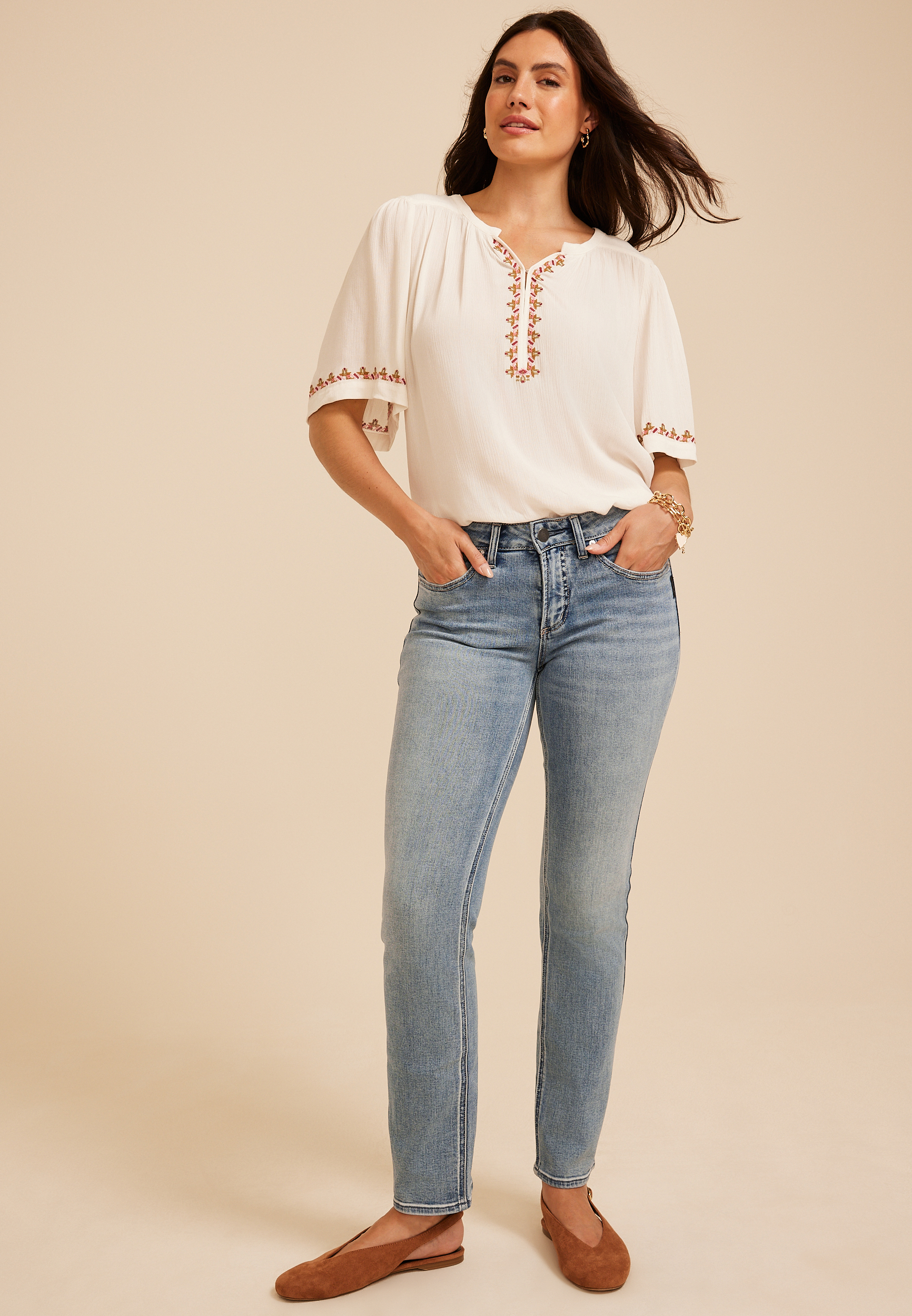 Silver Jeans Co.&reg; Suki Curvy Mid Rise Straight Jean