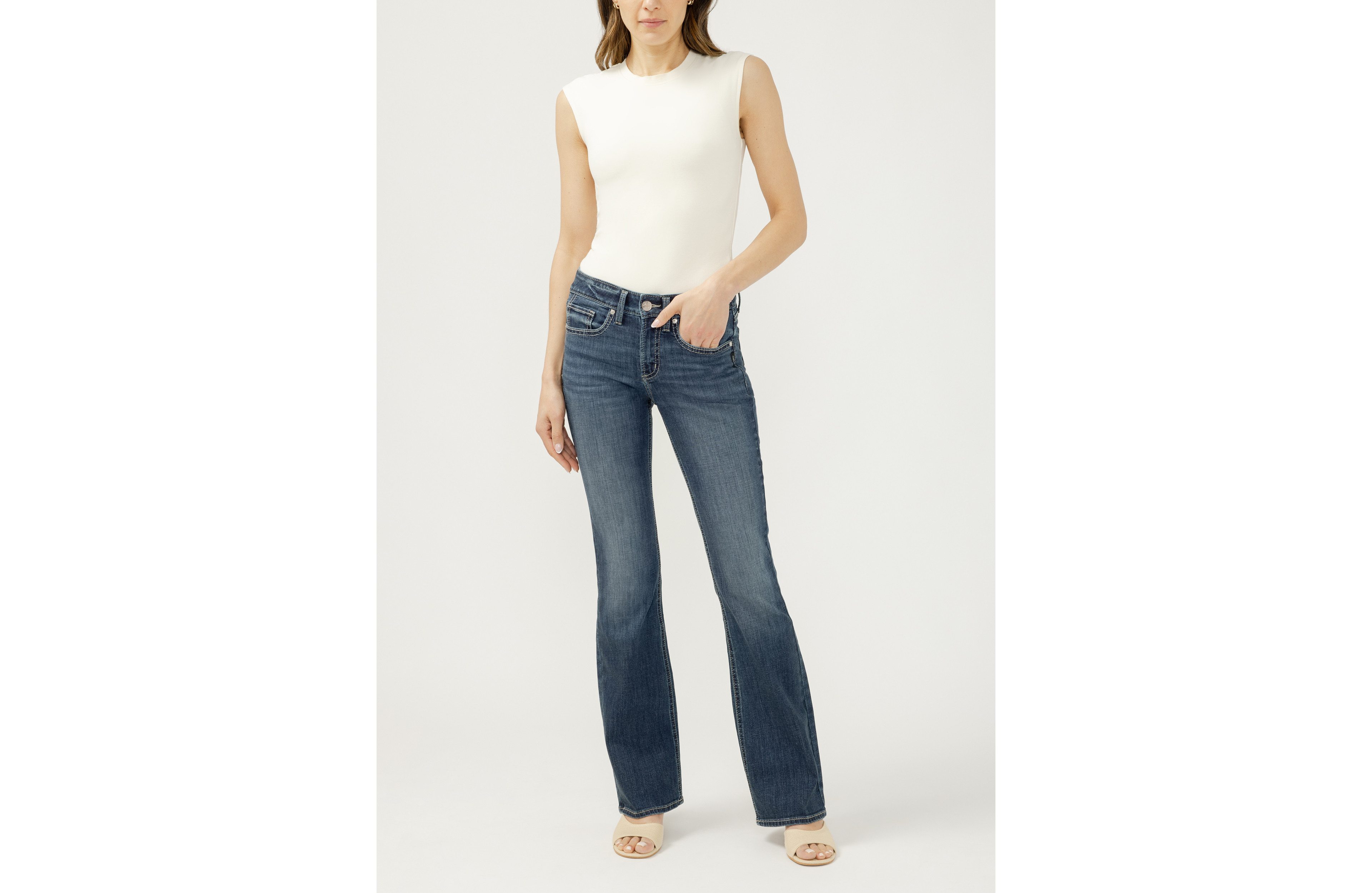 Silver Jeans Co.®Suki Curvy Mid Rise Luxe Stretch Bootcut Jean